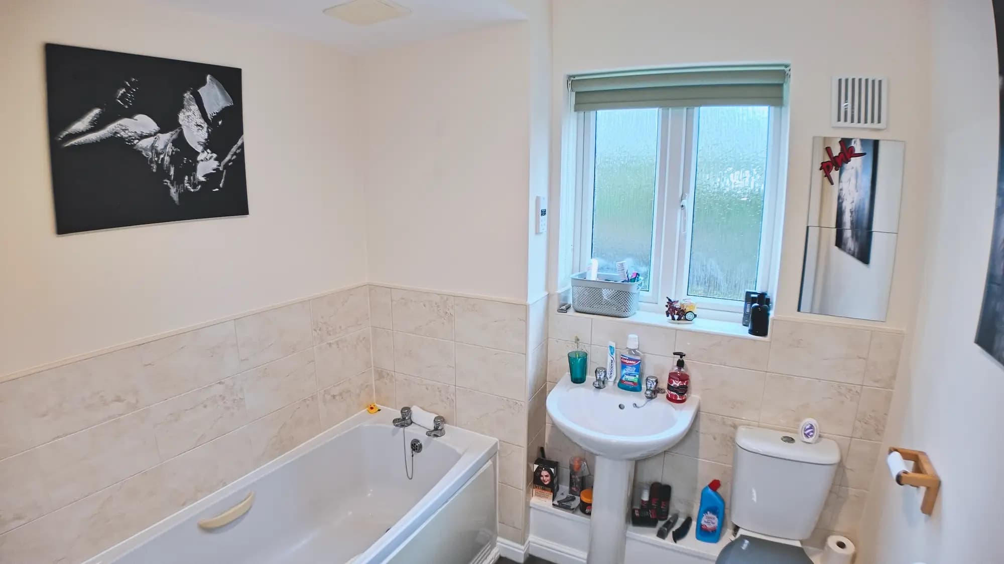 property photo 9 of 16