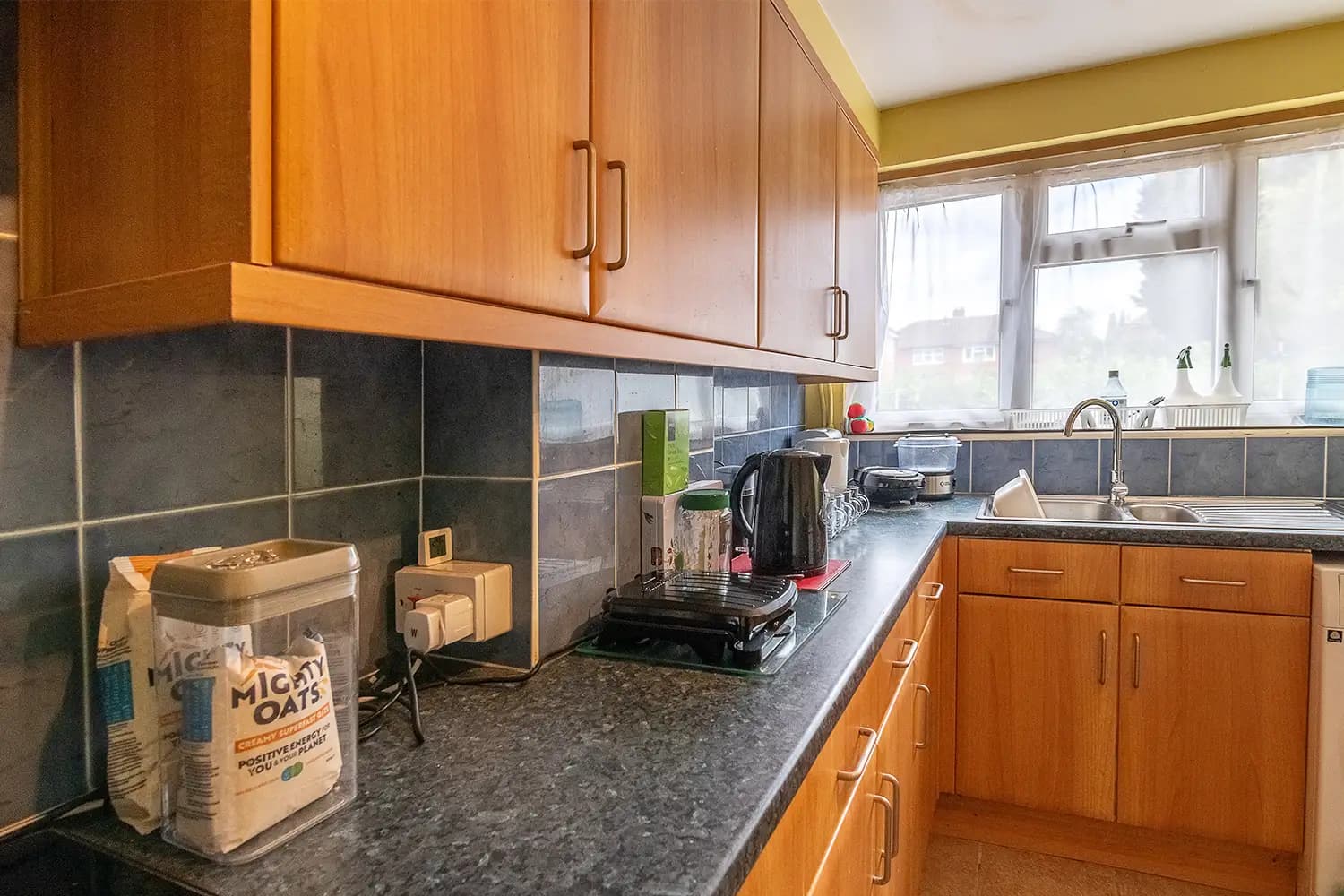 property photo 11 of 34