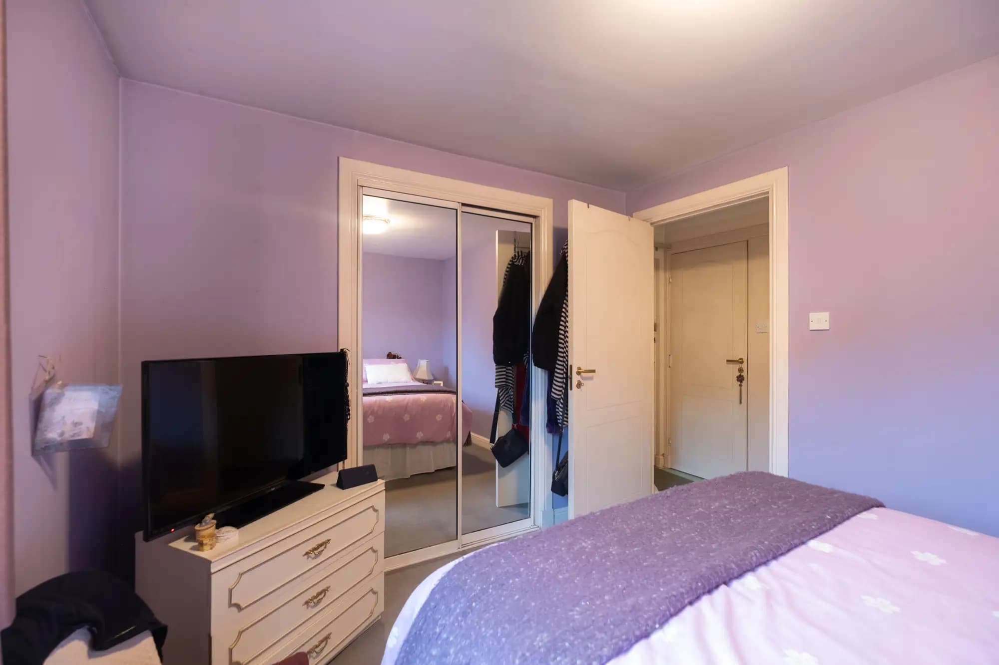 property photo 19 of 34