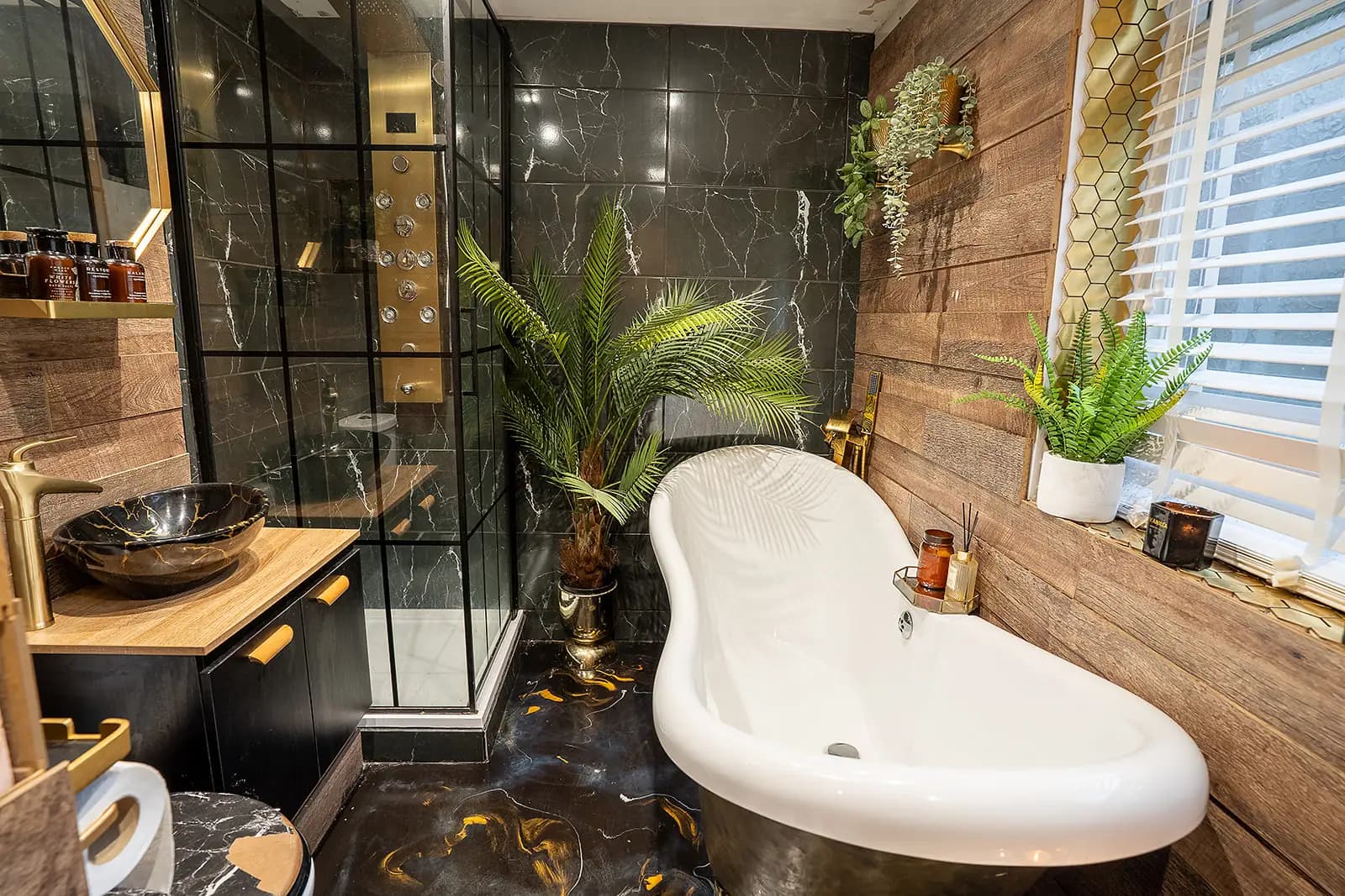 property photo 12 of 26