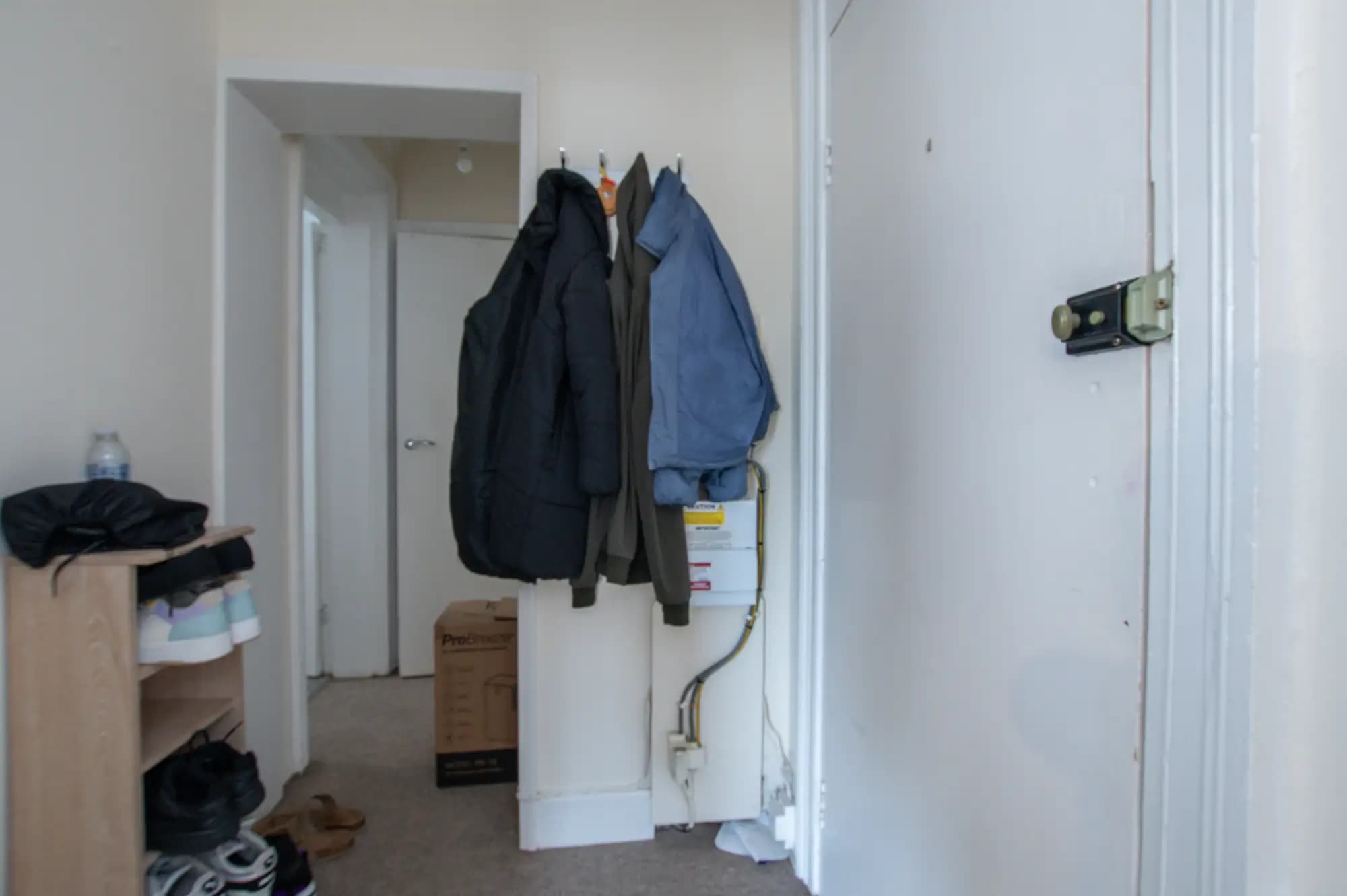property photo 9 of 18
