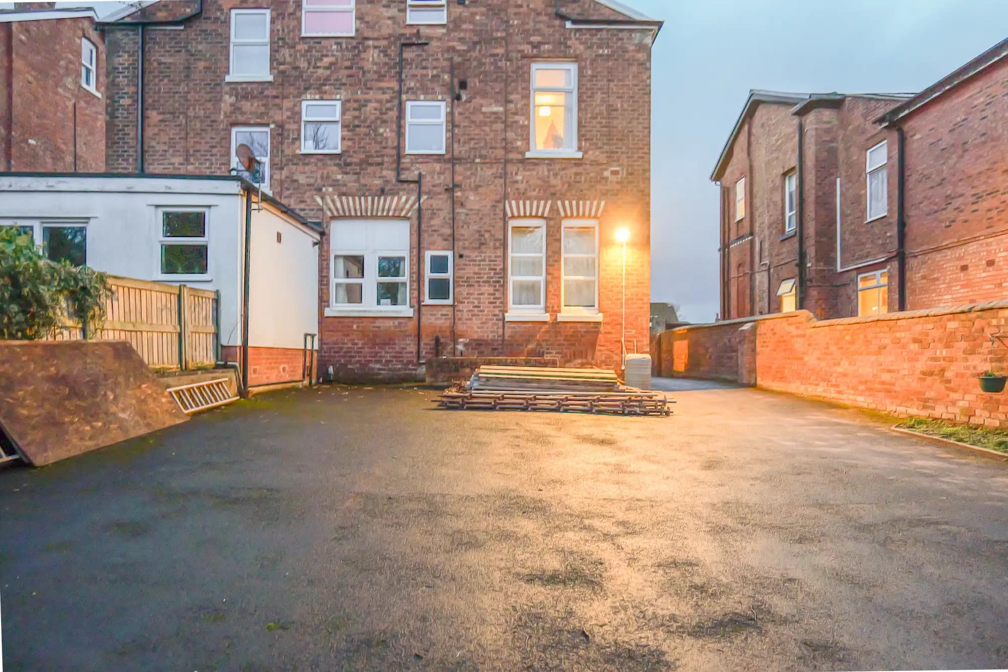 property photo 23 of 25