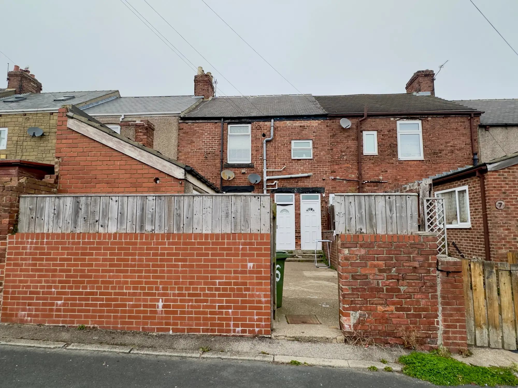 property photo 1 of 25