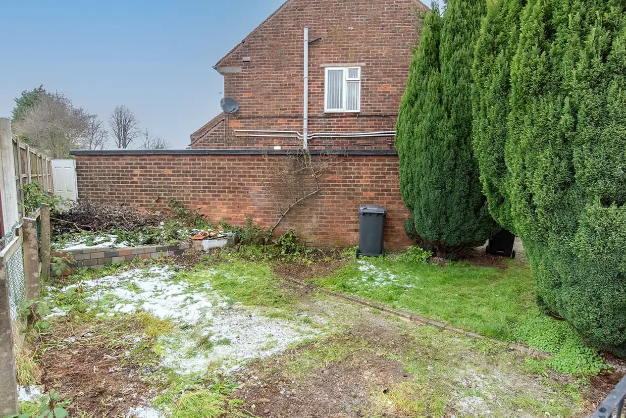 property photo 11 of 12