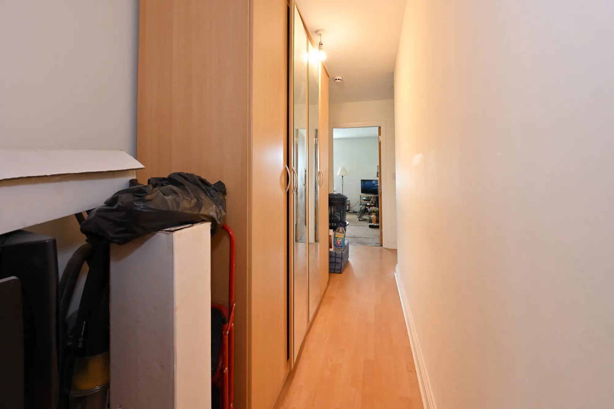 property photo 10 of 16