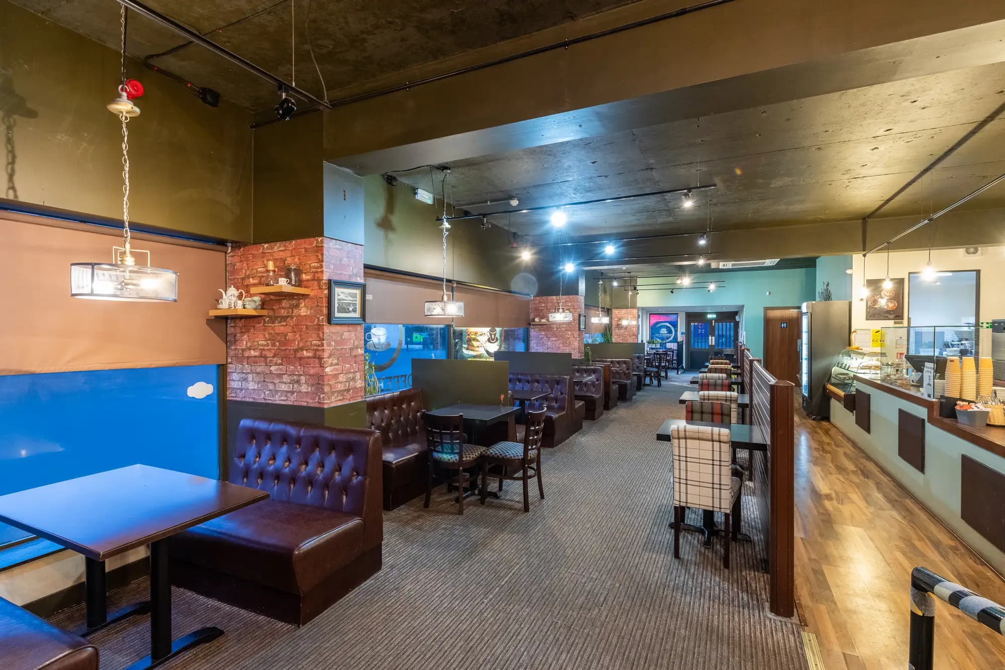 property photo 14 of 40