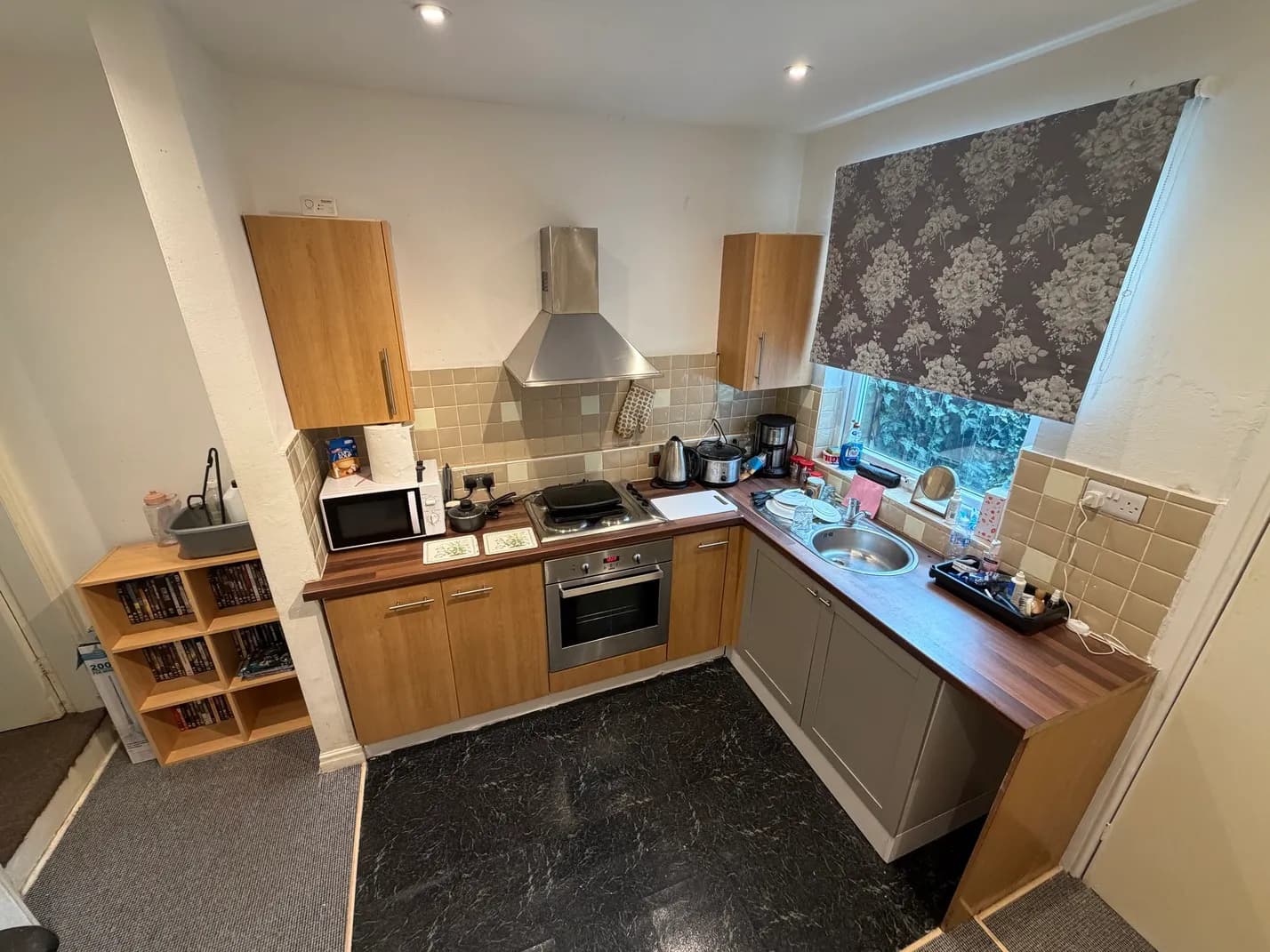 property photo 5 of 17