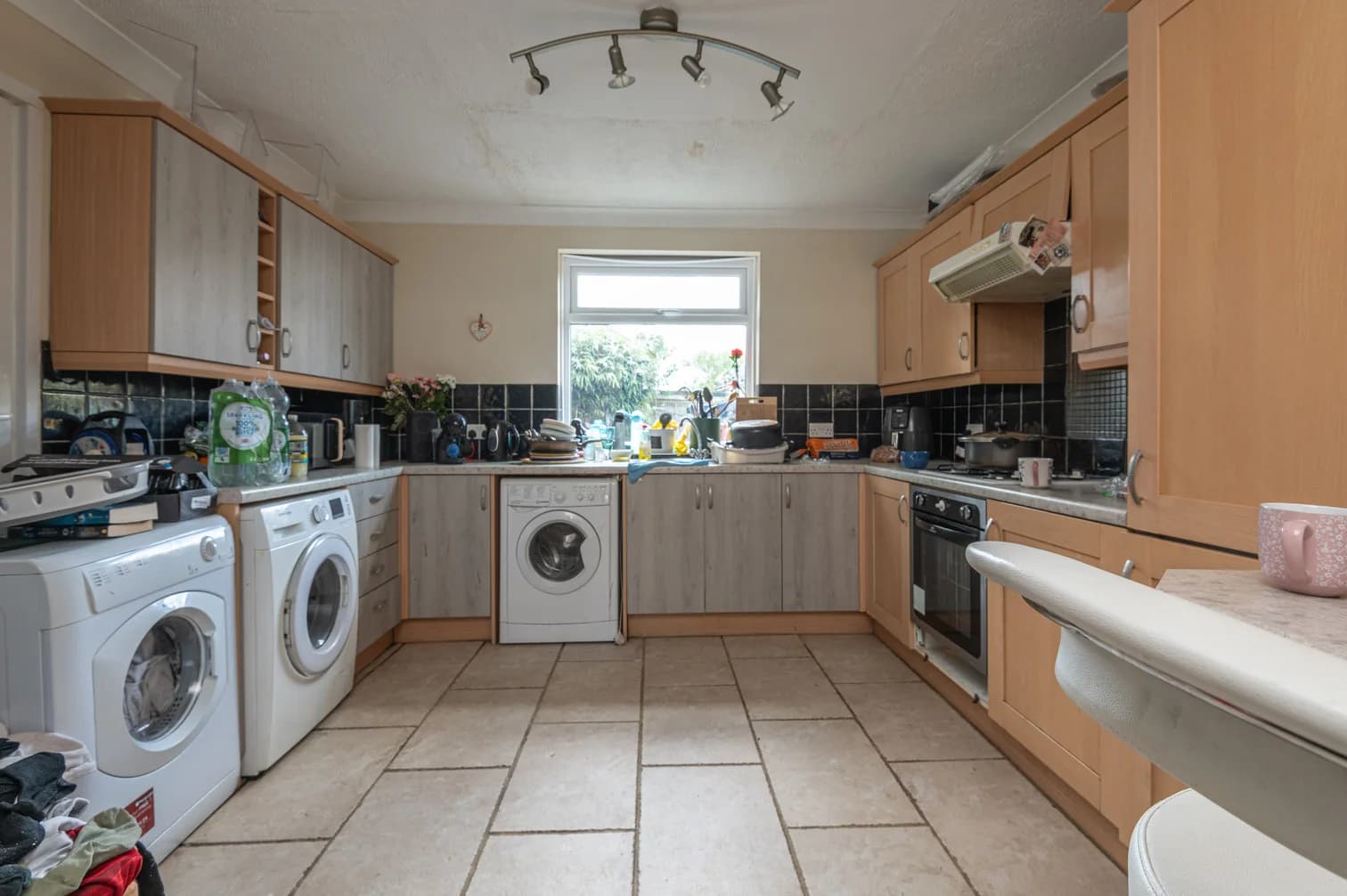 property photo 7 of 20