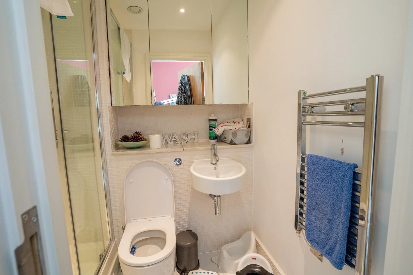 property photo 8 of 20