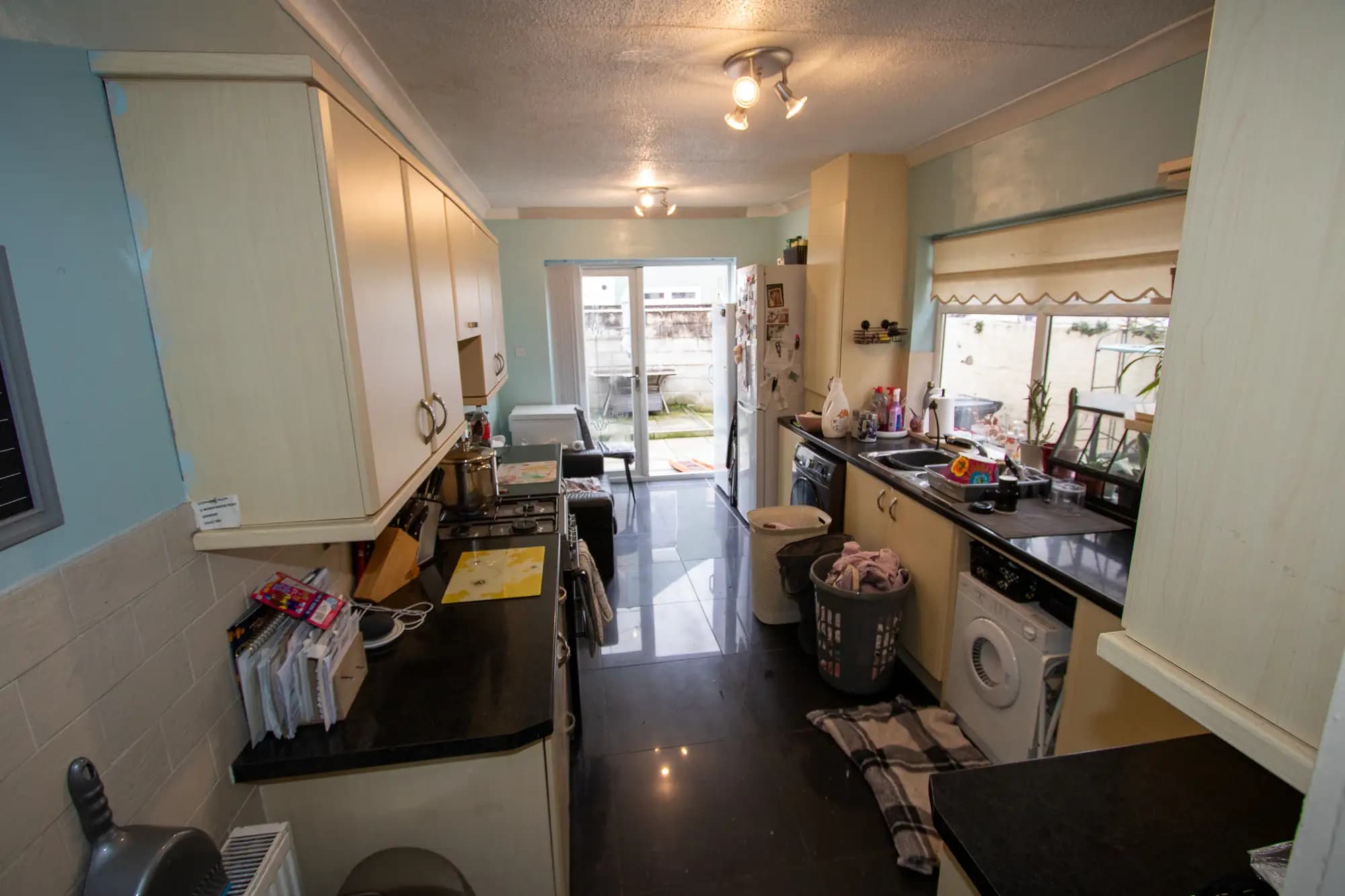 property photo 7 of 17