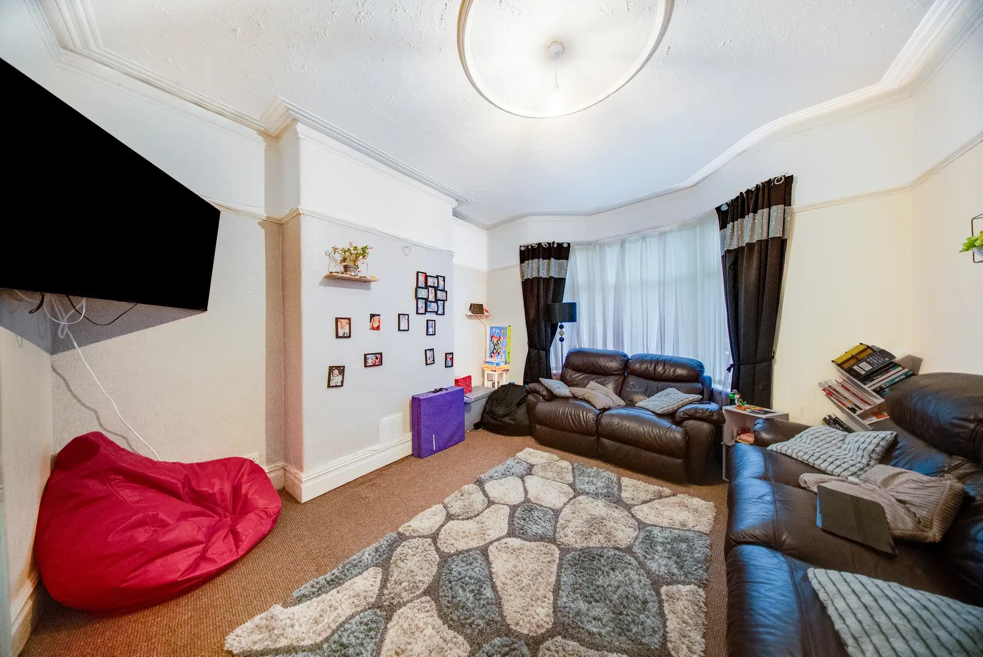 property photo 6 of 26