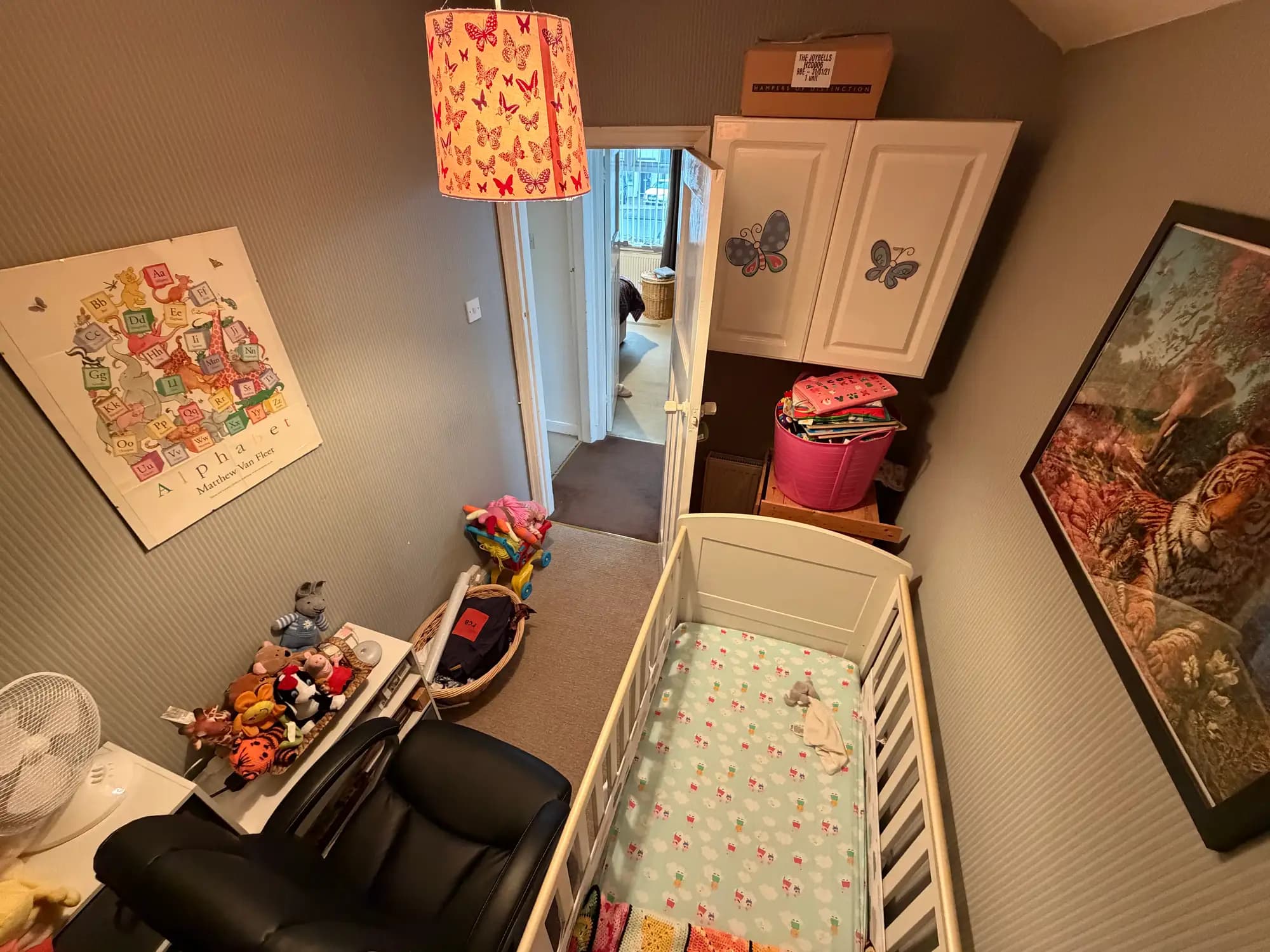 property photo 13 of 18