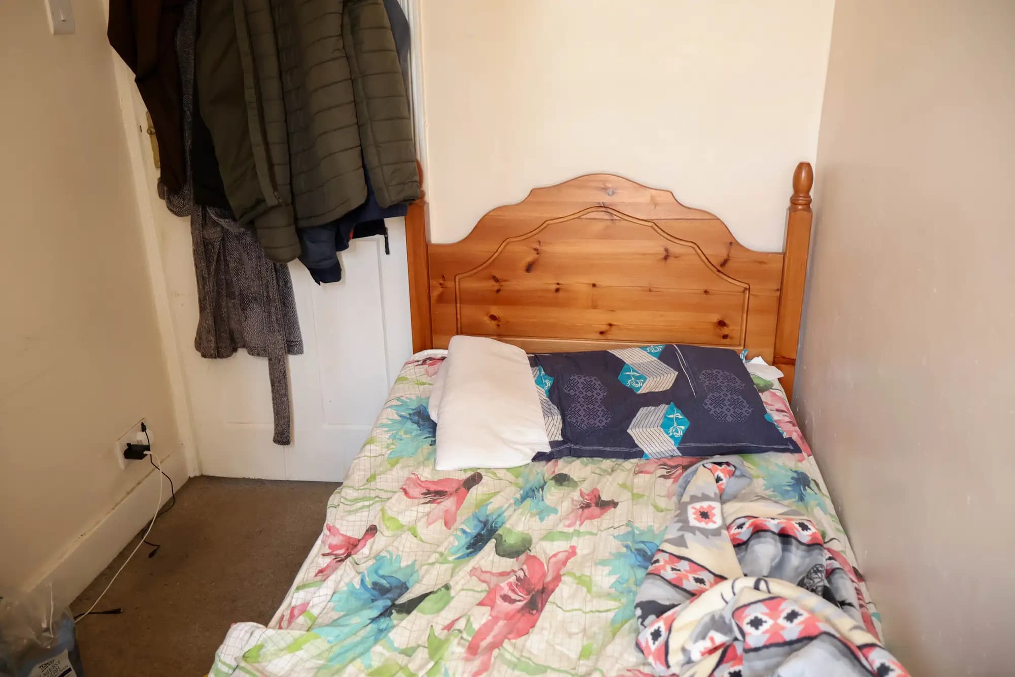 property photo 16 of 28