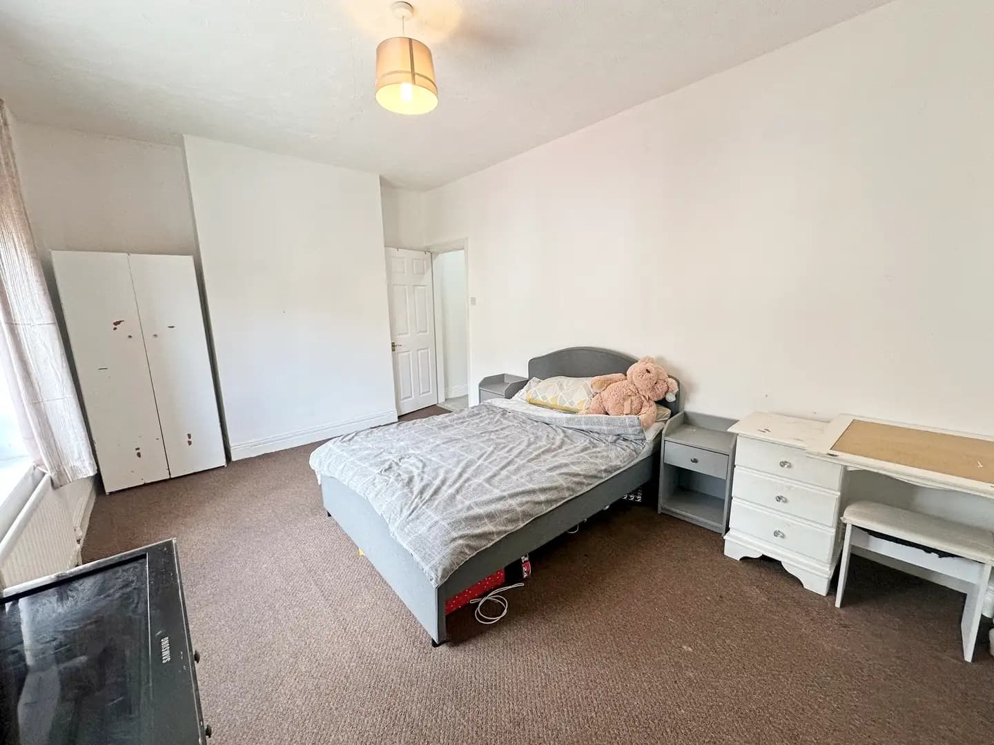 property photo 11 of 23