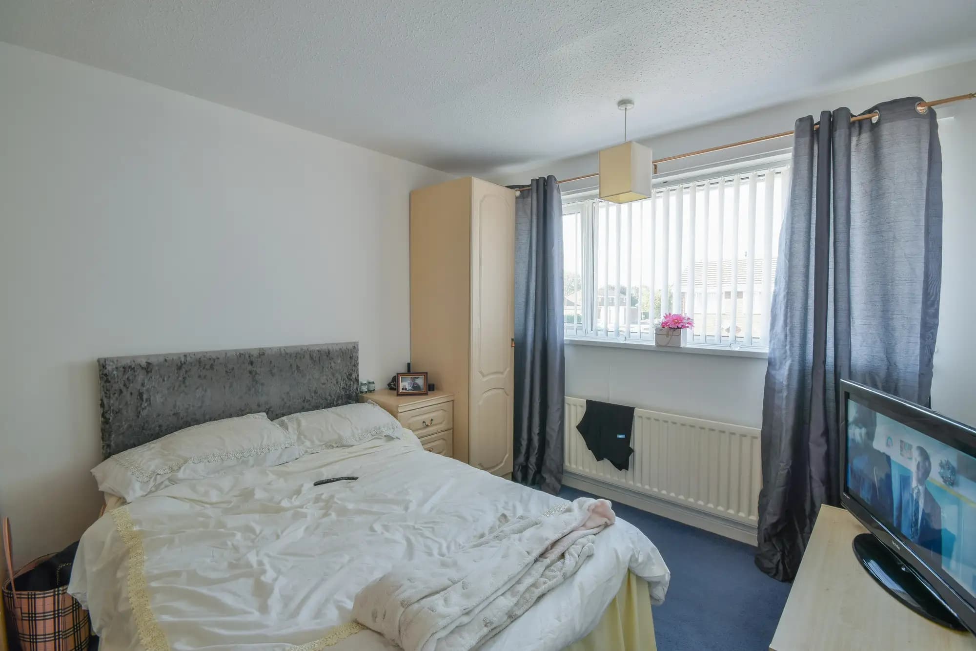 property photo 9 of 20