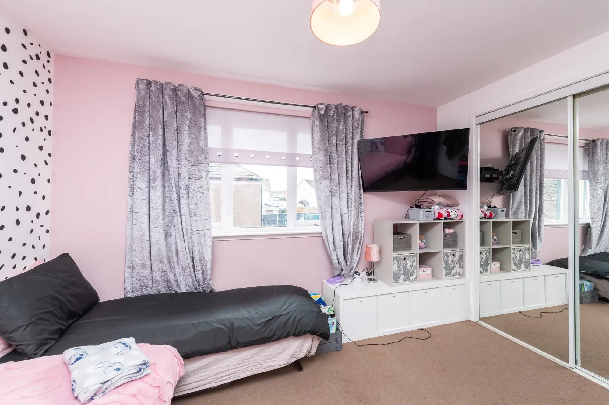 property photo 18 of 33