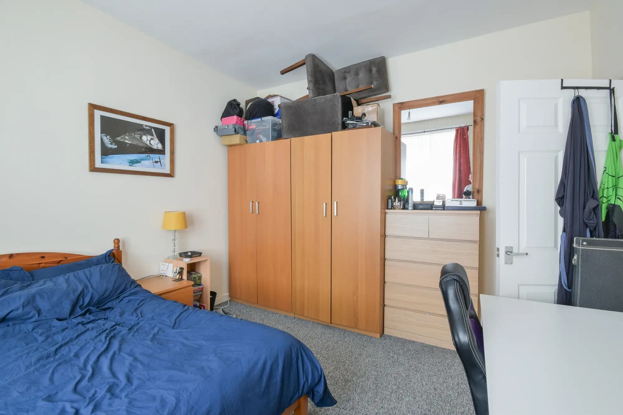 property photo 9 of 17