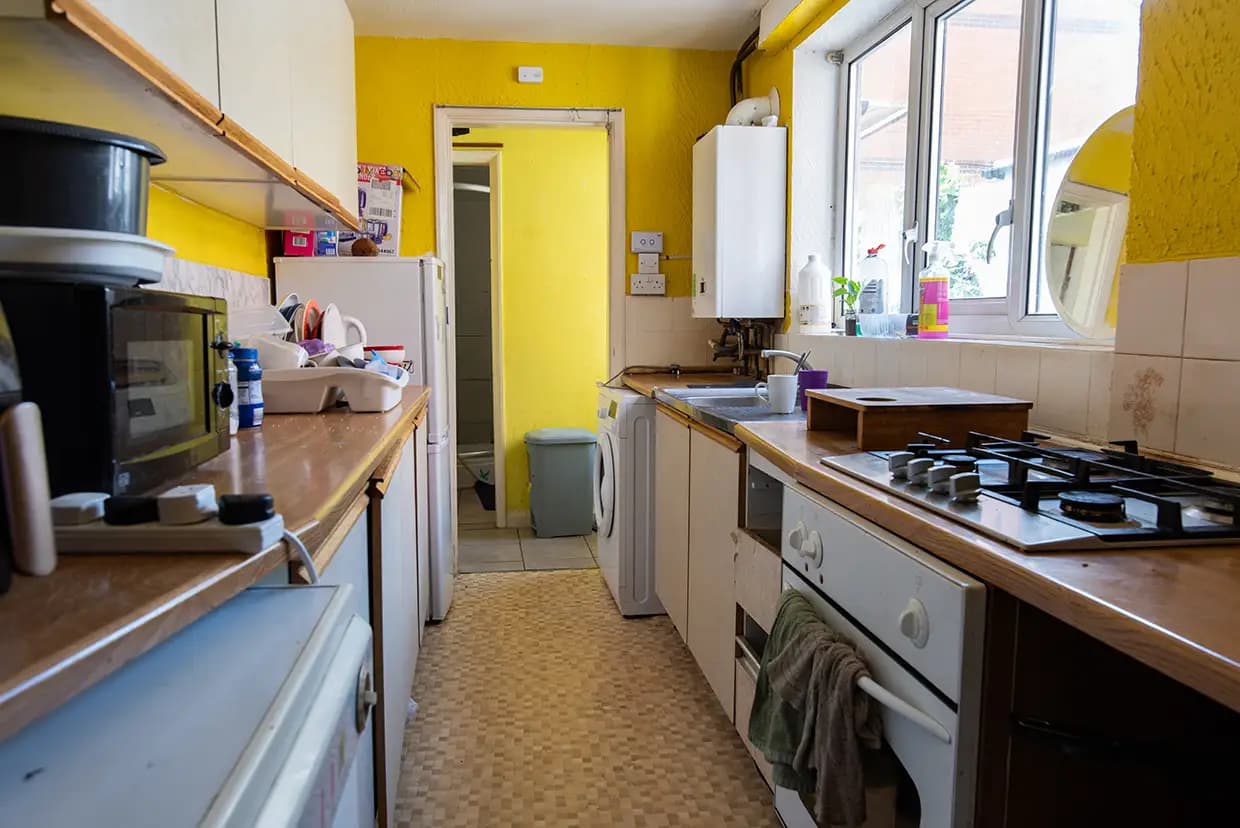 property photo 5 of 20