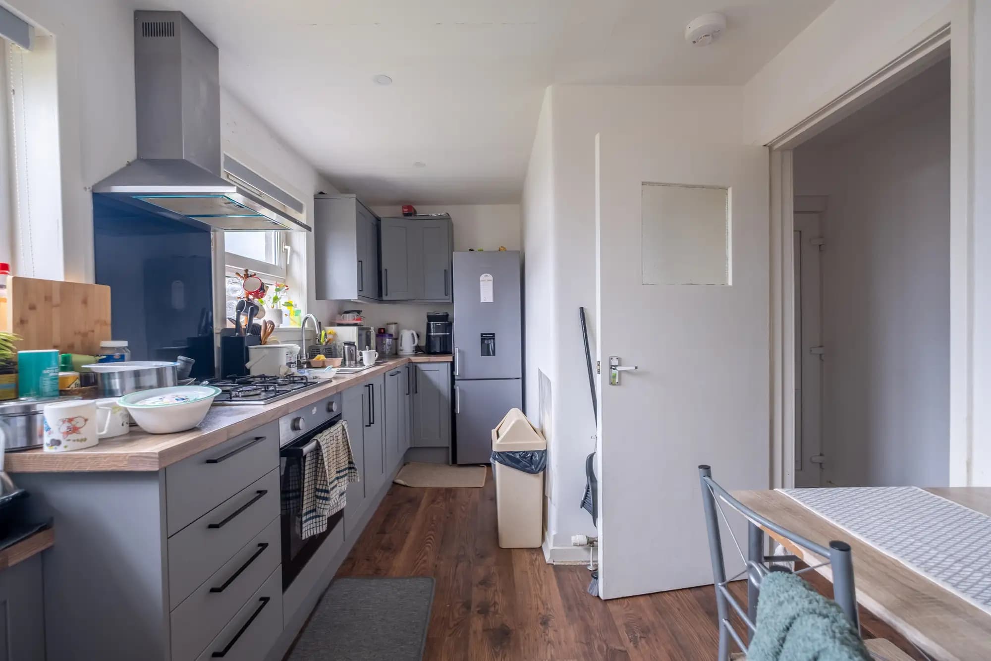 property photo 7 of 15