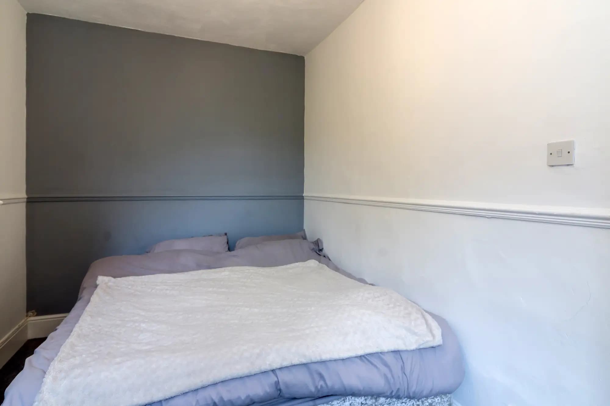 property photo 13 of 26
