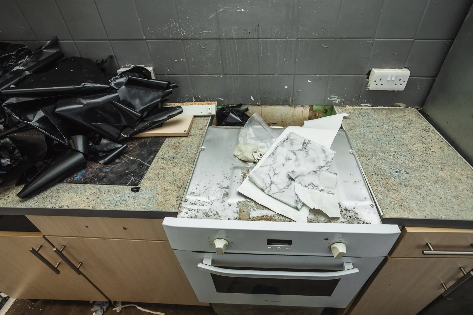 property photo 8 of 32