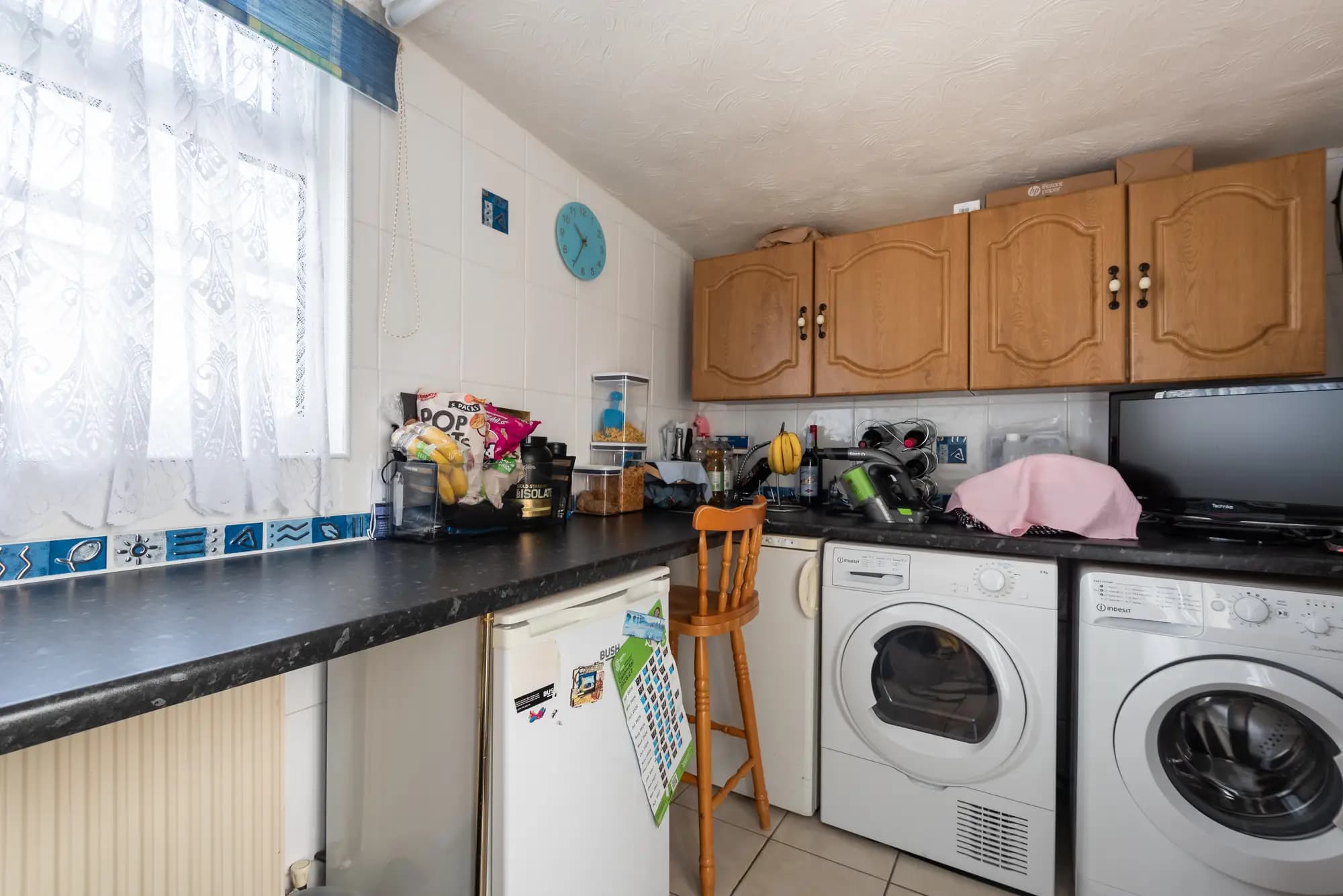 property photo 5 of 18