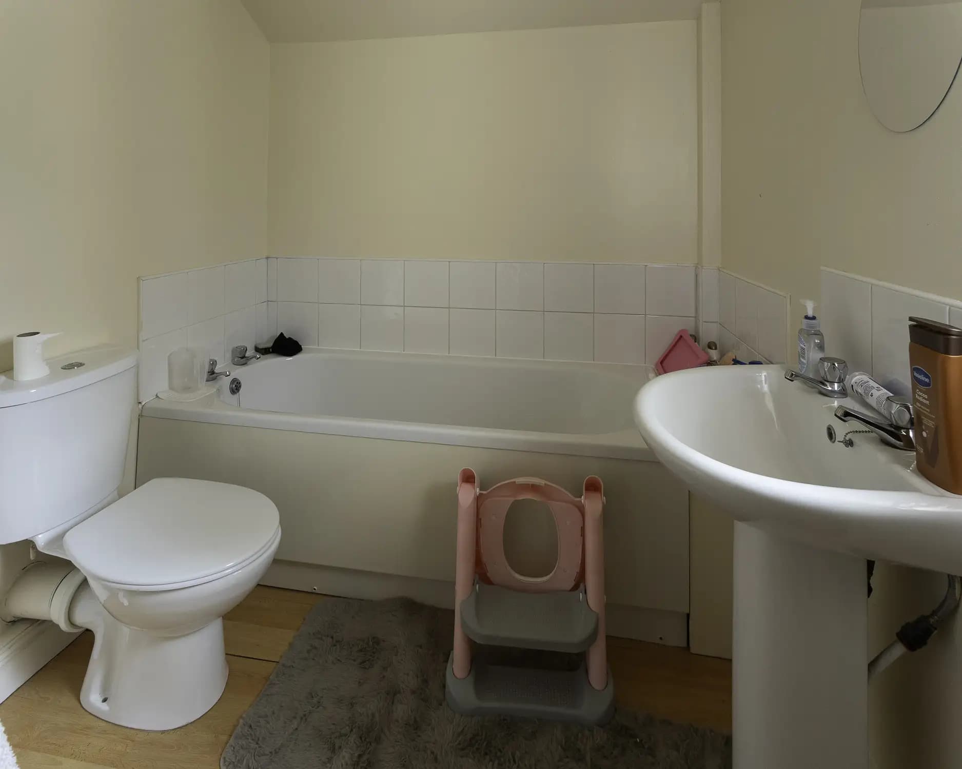 property photo 13 of 30