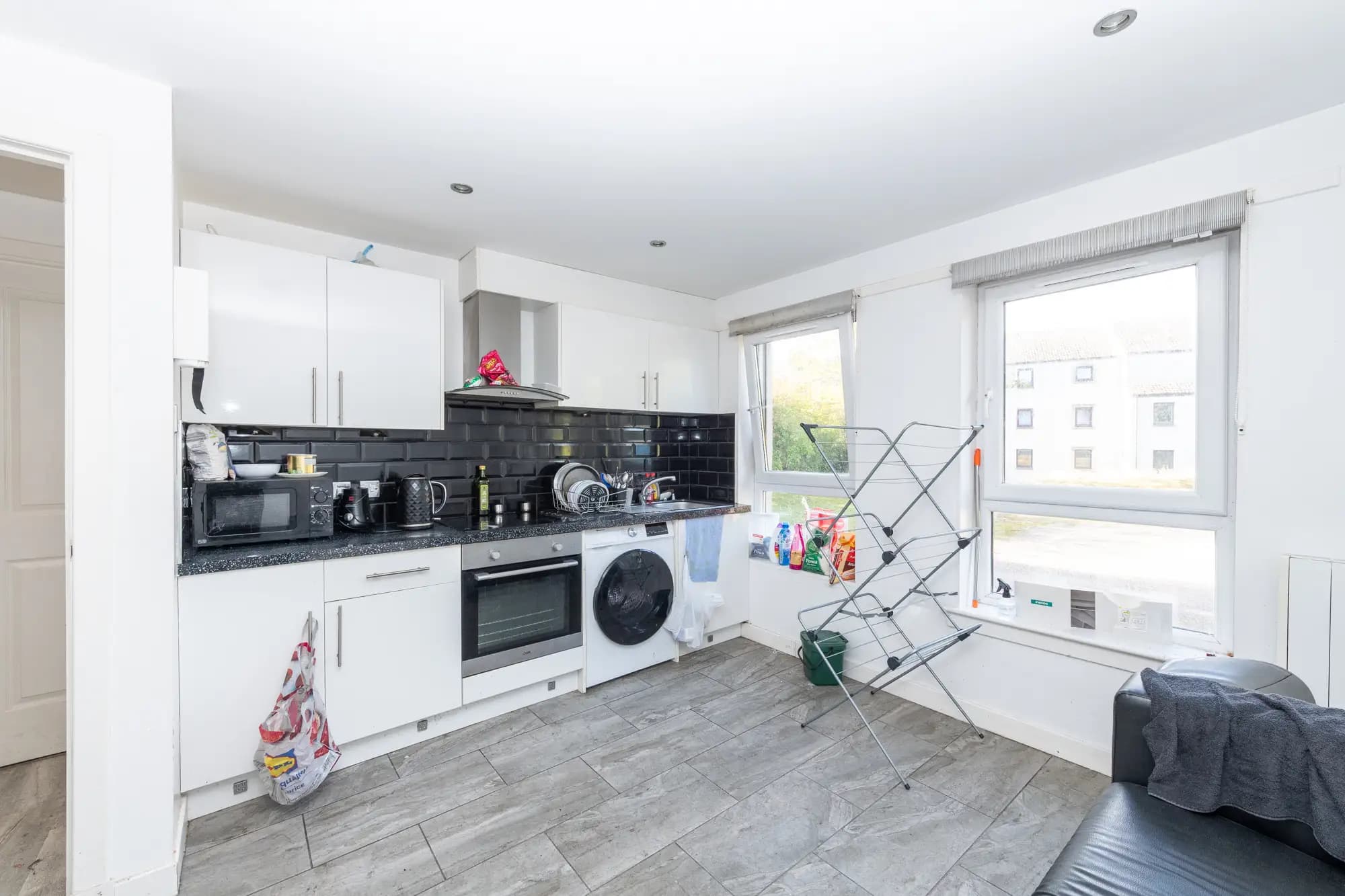 property photo 7 of 44