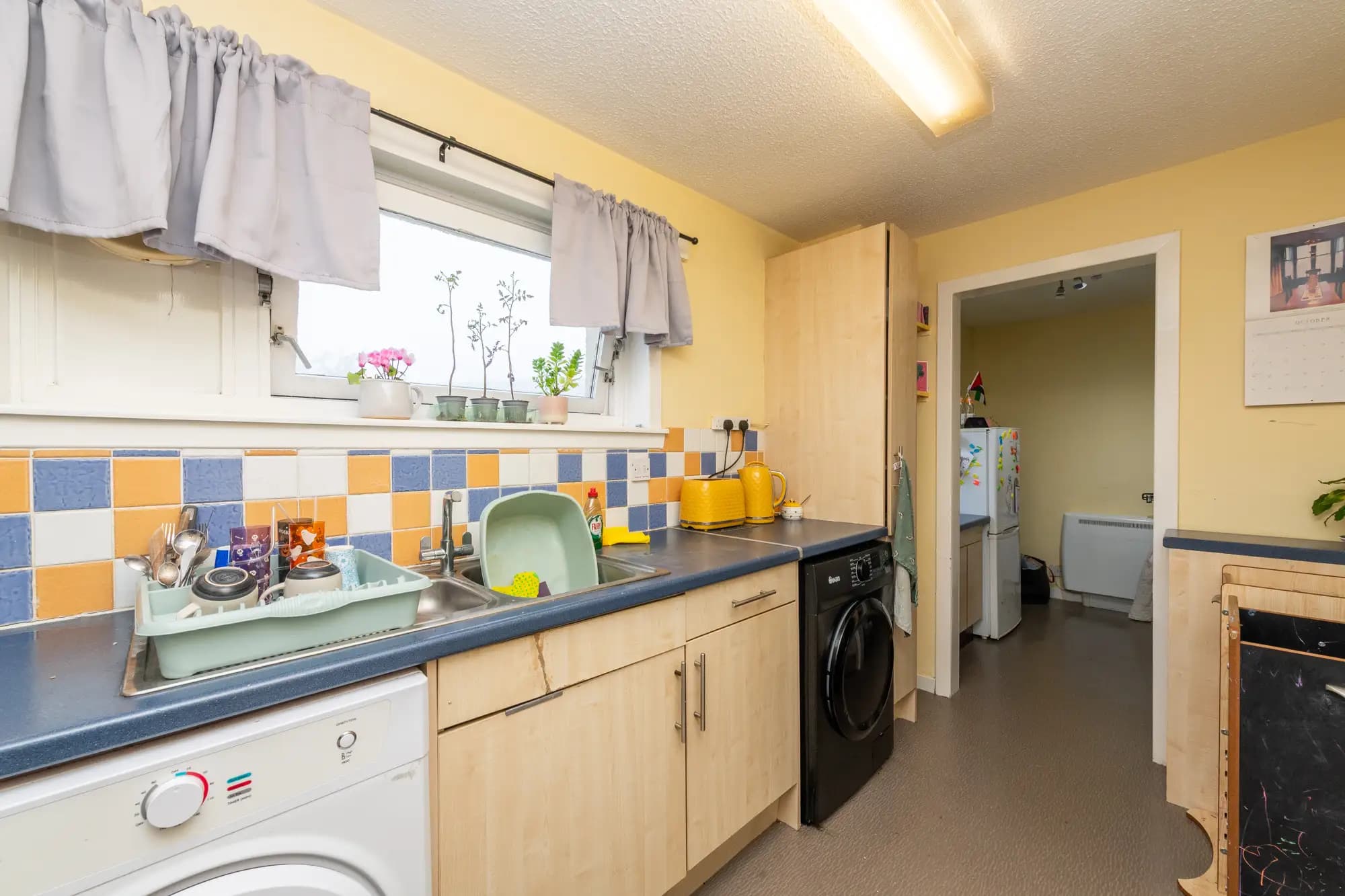 property photo 8 of 37