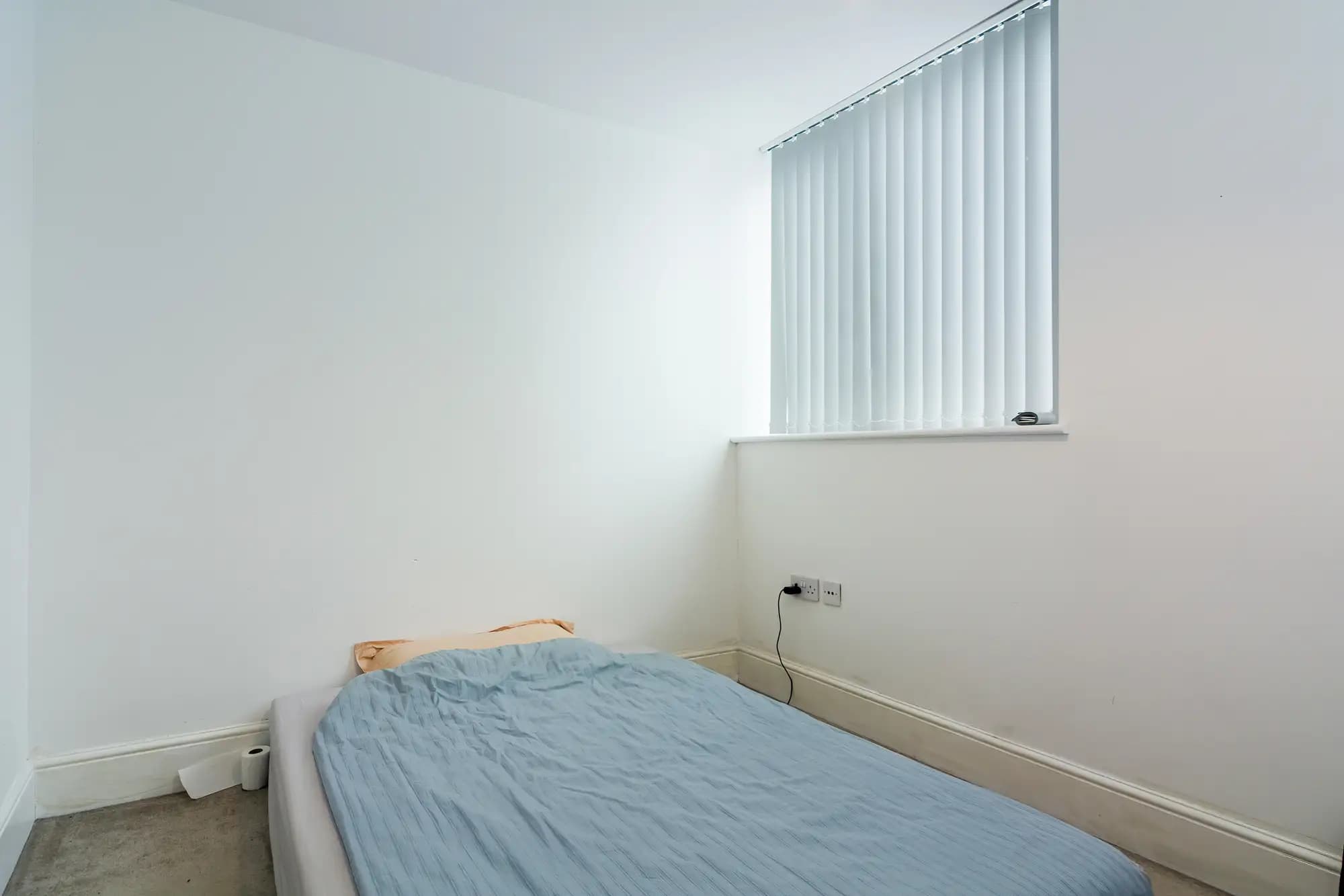 property photo 6 of 14