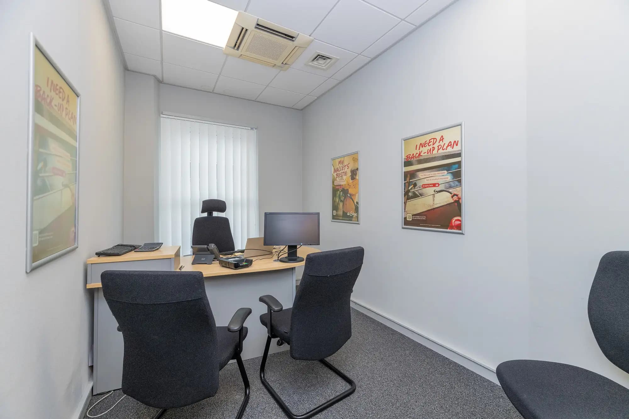 property photo 9 of 11