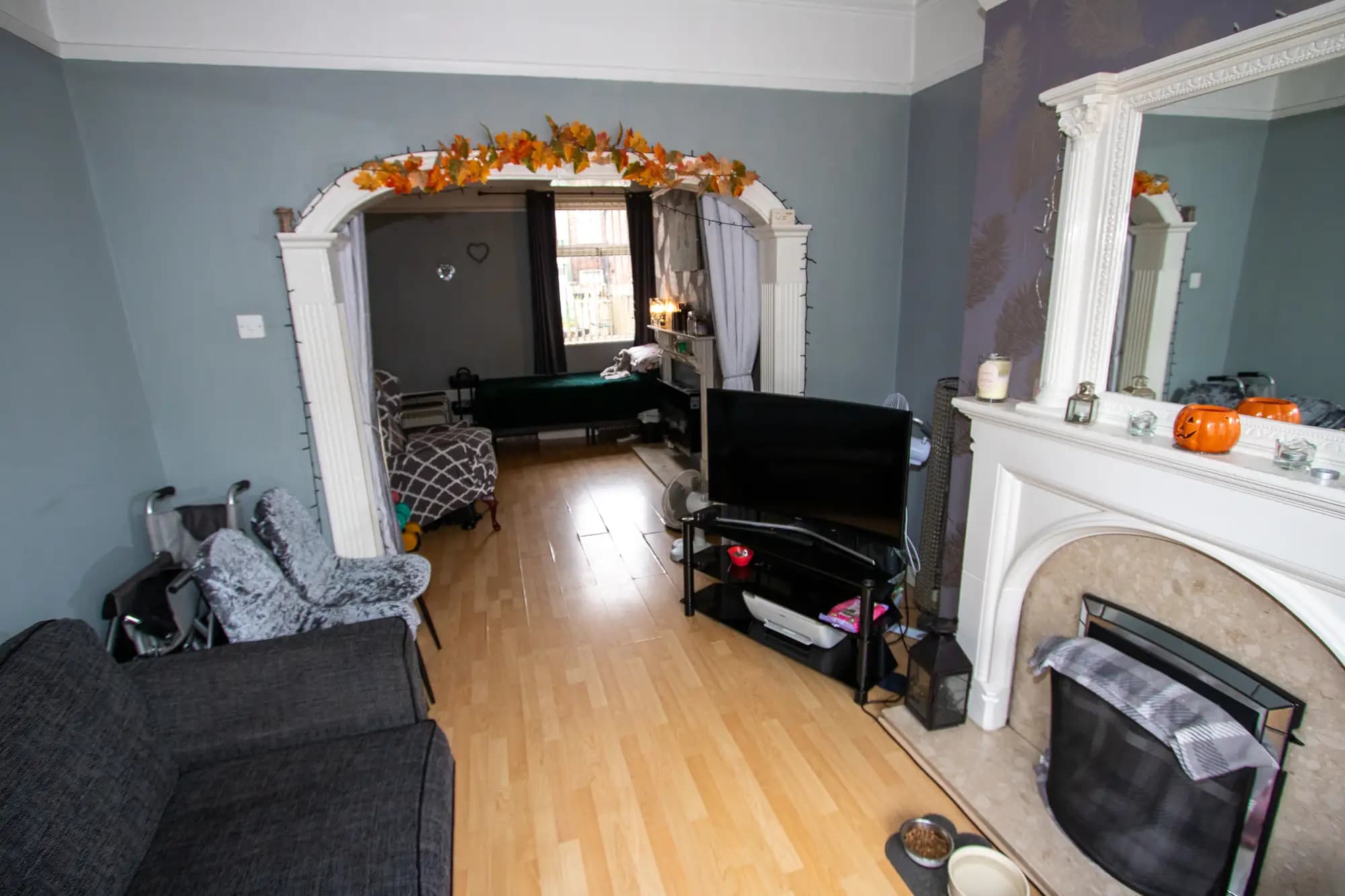 property photo 3 of 17