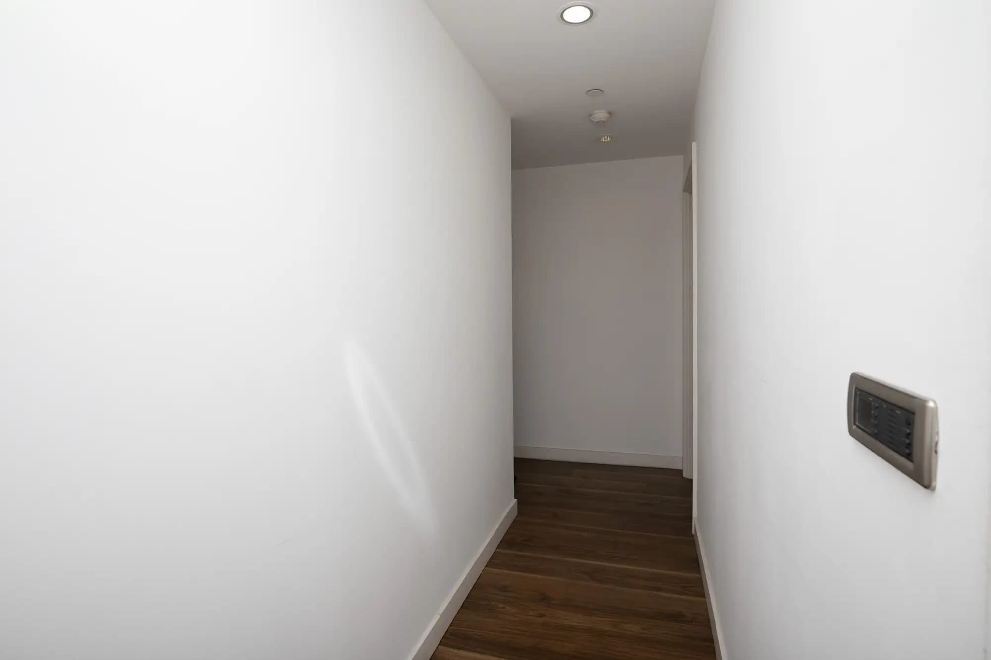 property photo 16 of 19
