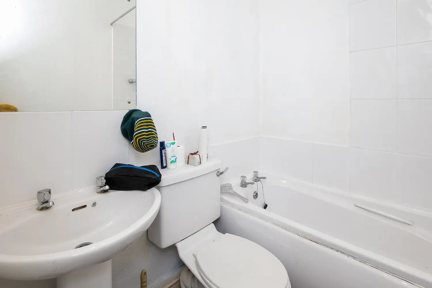 property photo 9 of 31