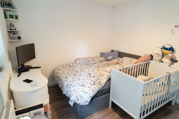property photo 11 of 22