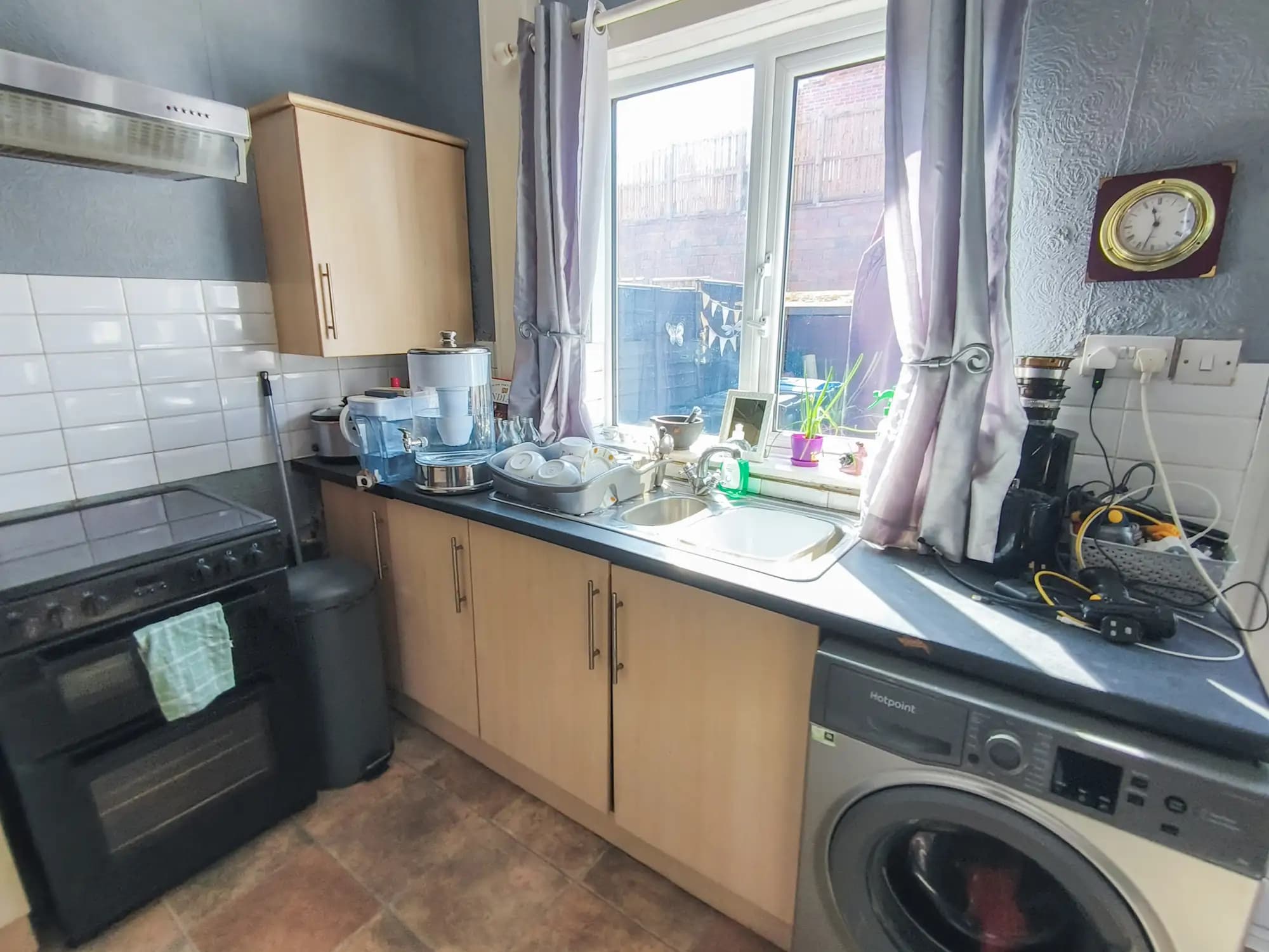 property photo 7 of 21