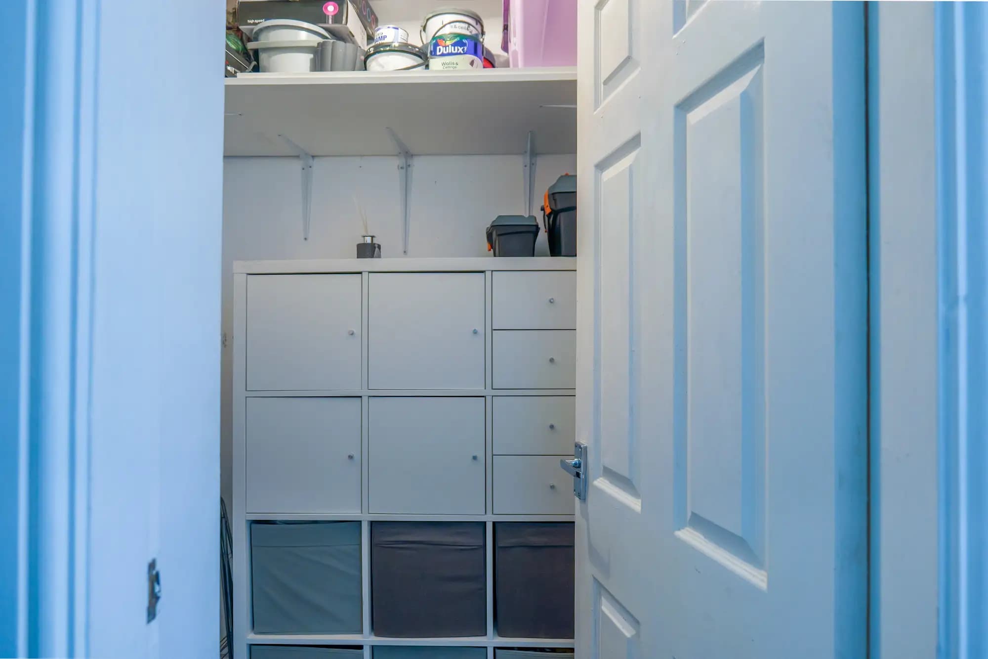 property photo 10 of 17