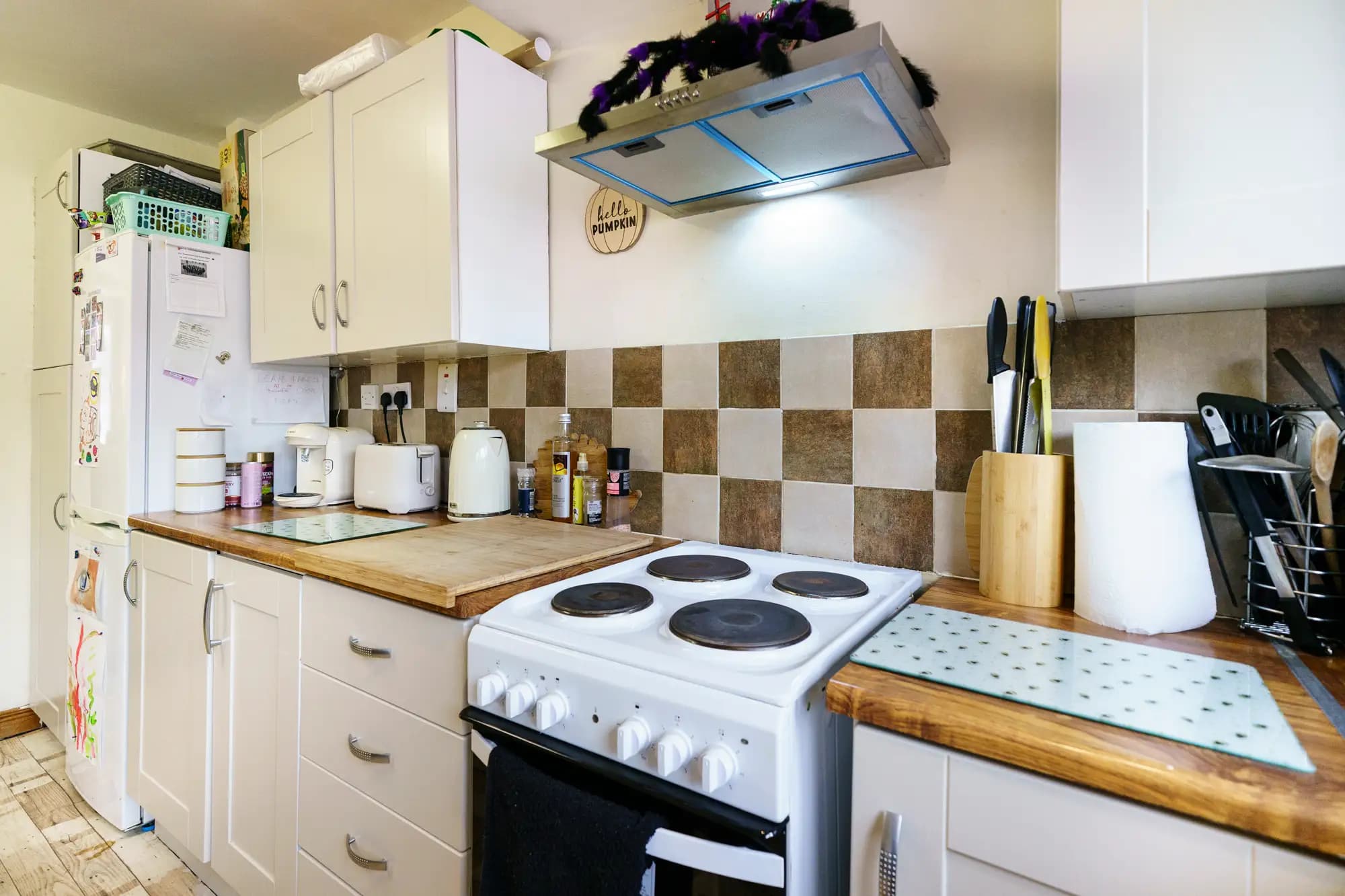 property photo 12 of 32