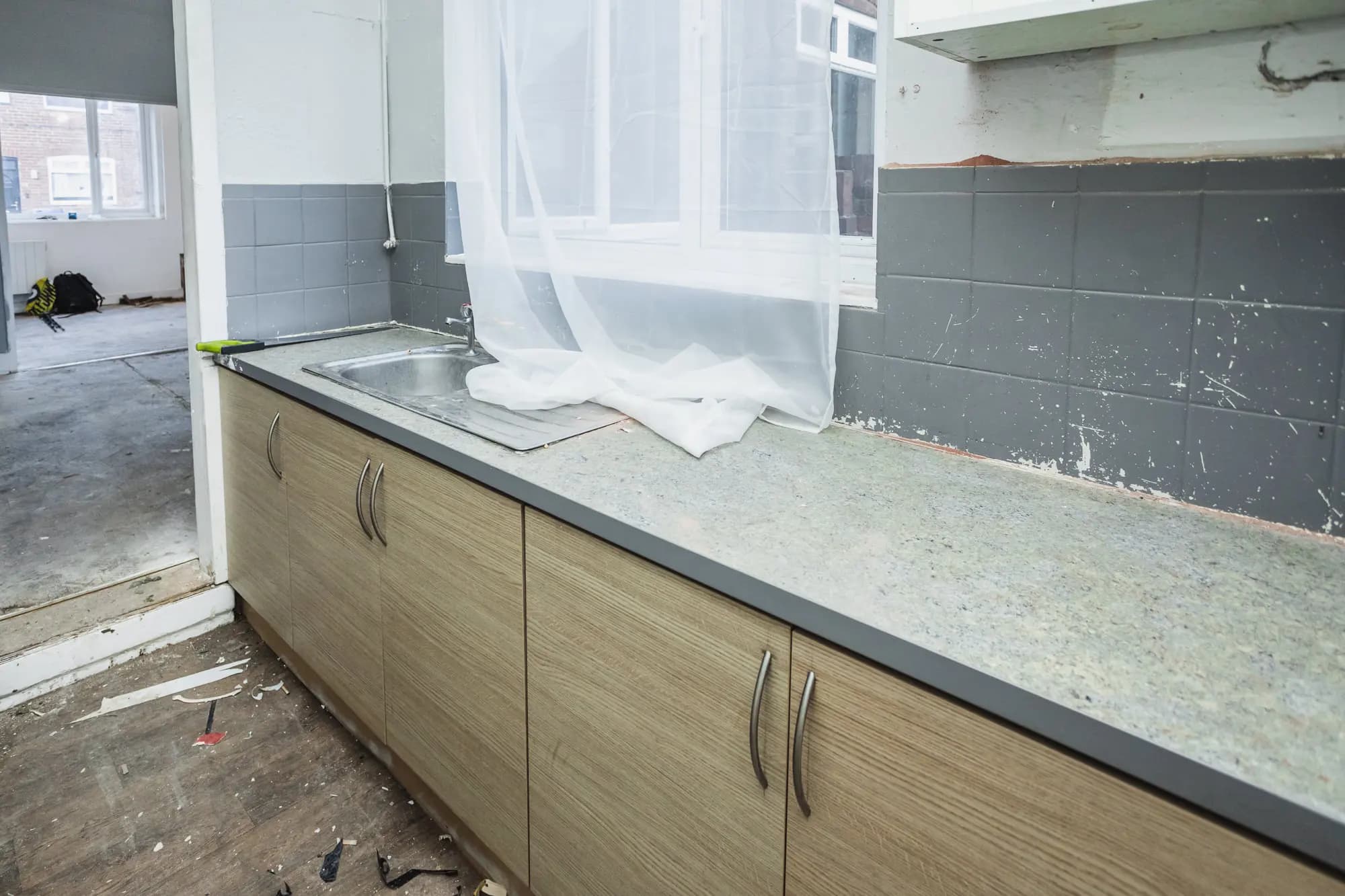 property photo 10 of 32