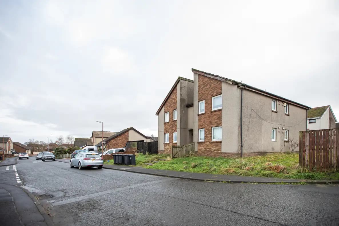 property photo 14 of 15