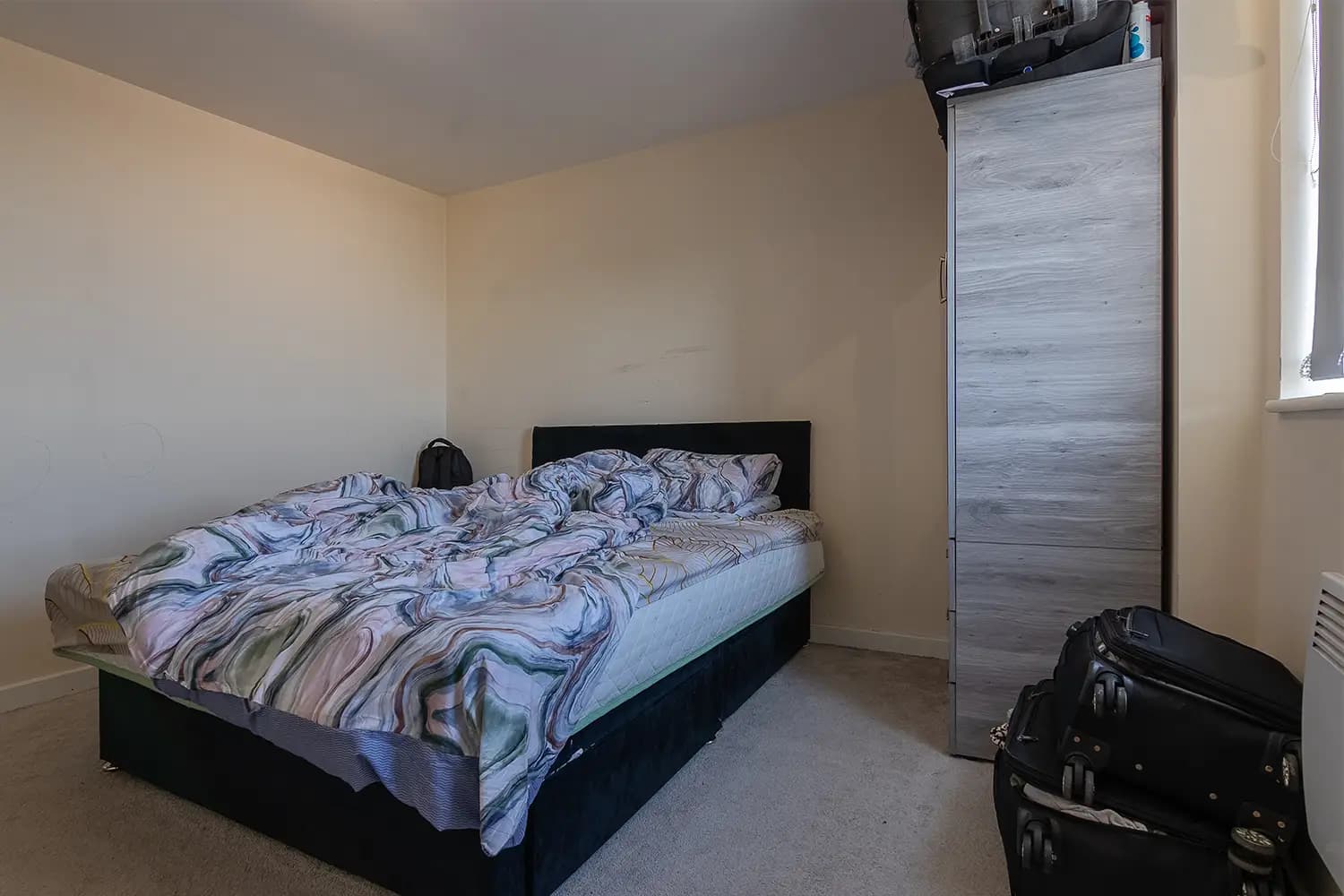 property photo 11 of 28