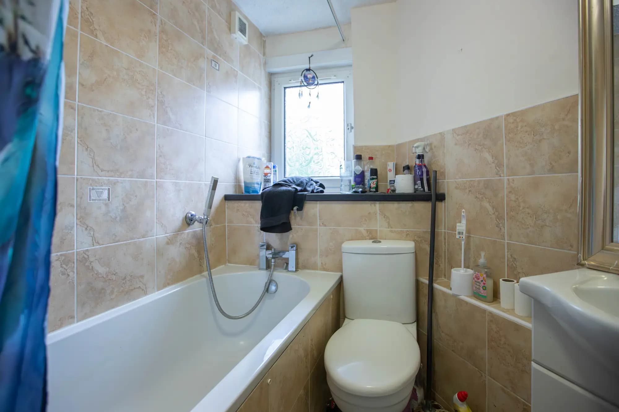 property photo 9 of 30