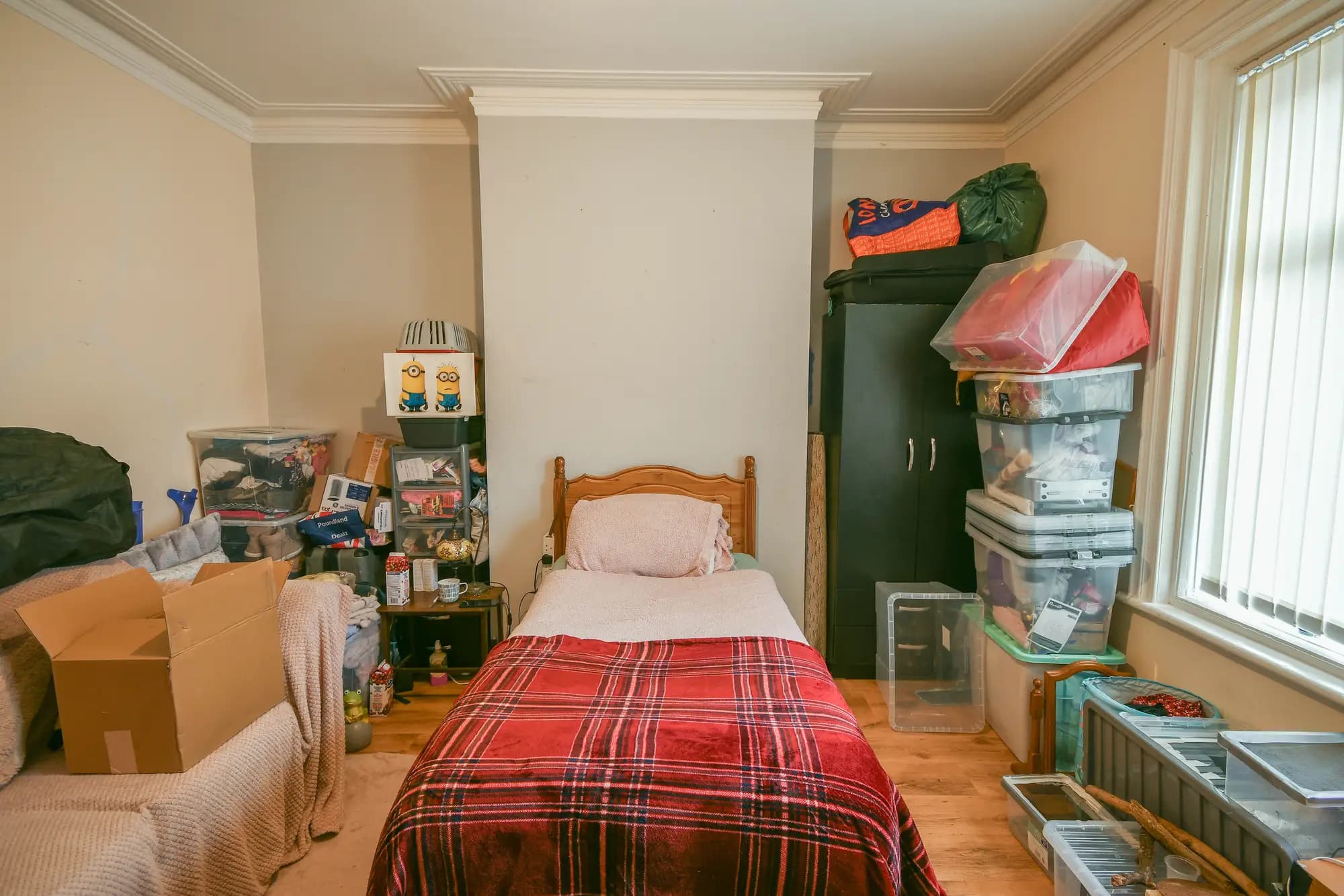 property photo 10 of 17
