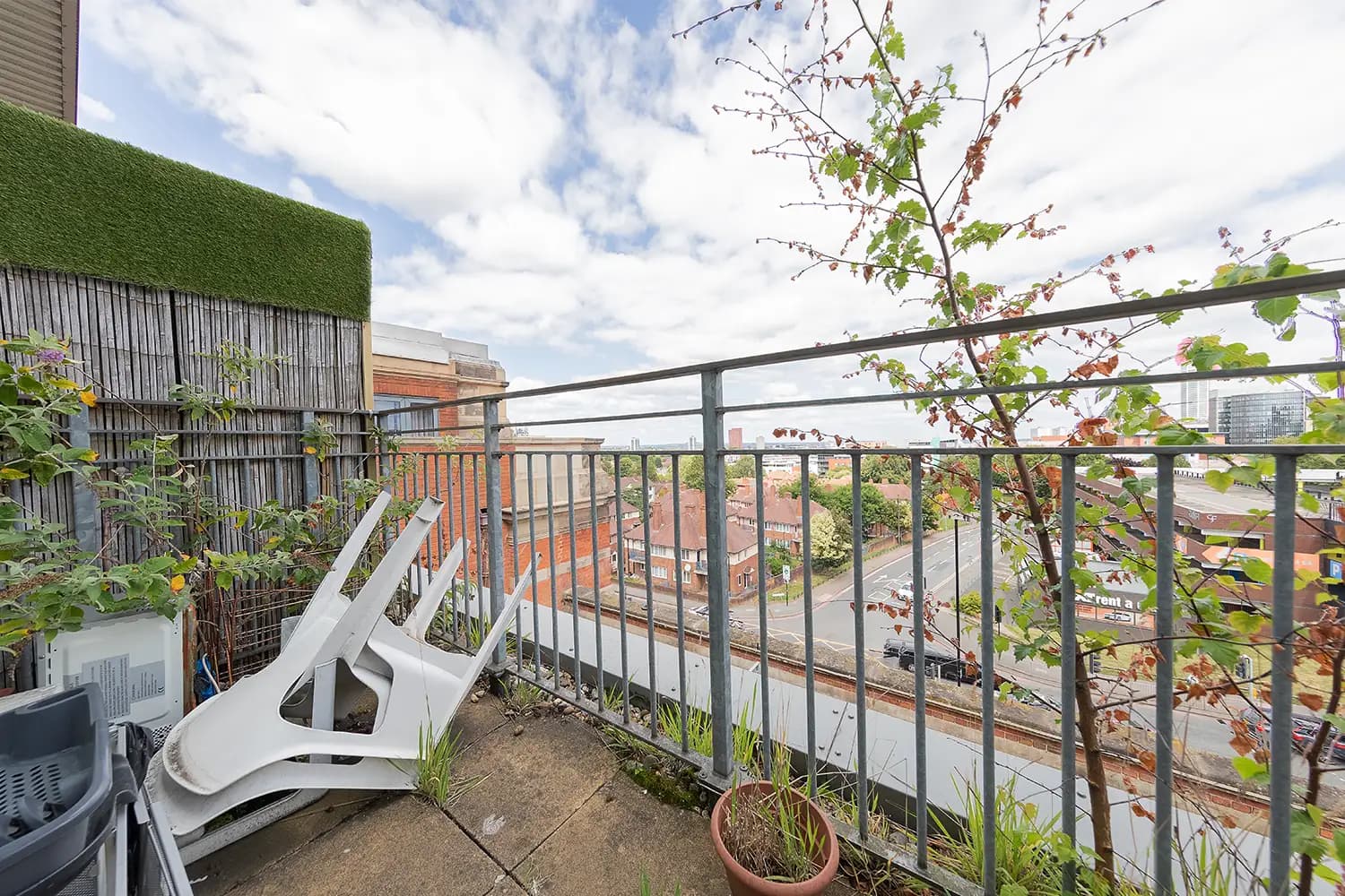 property photo 28 of 37