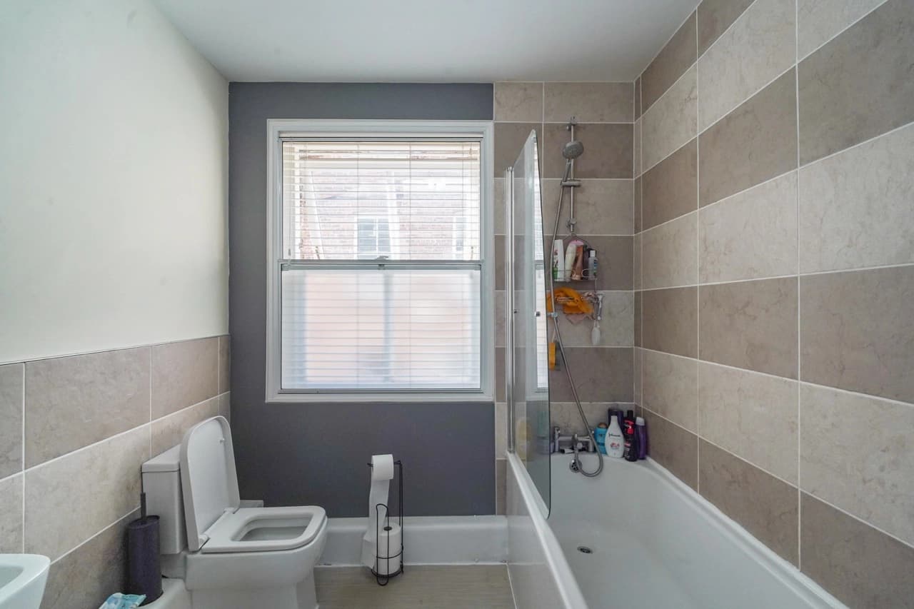 property photo 32 of 56