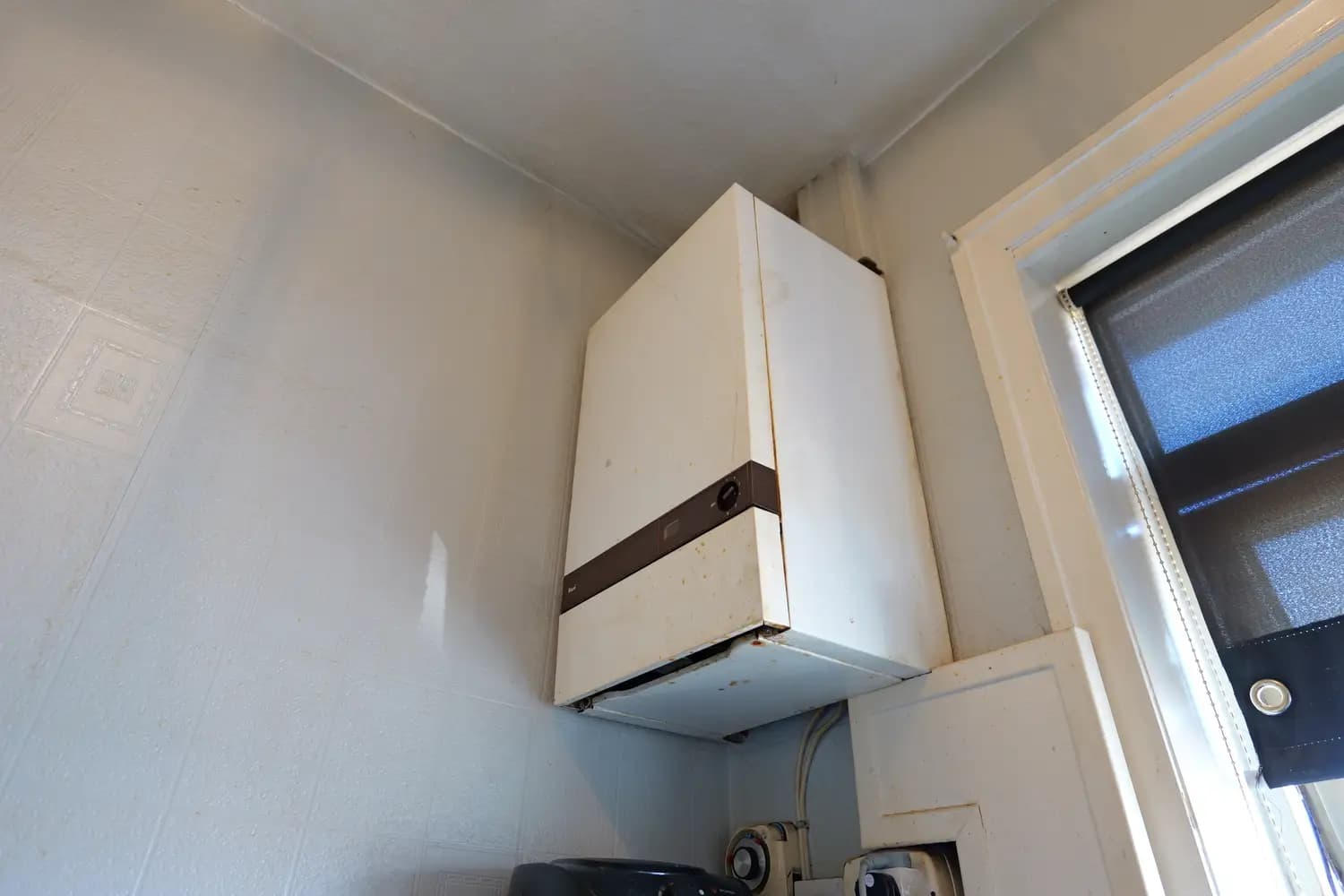 property photo 12 of 17