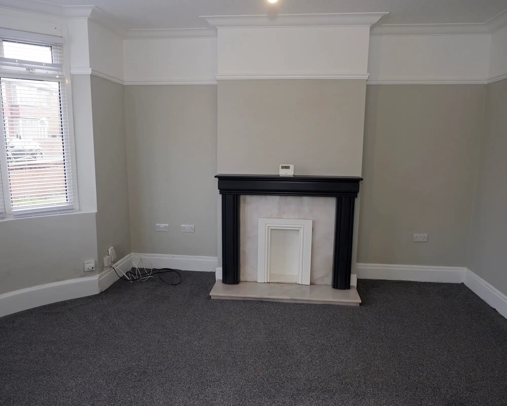 property photo 4 of 22