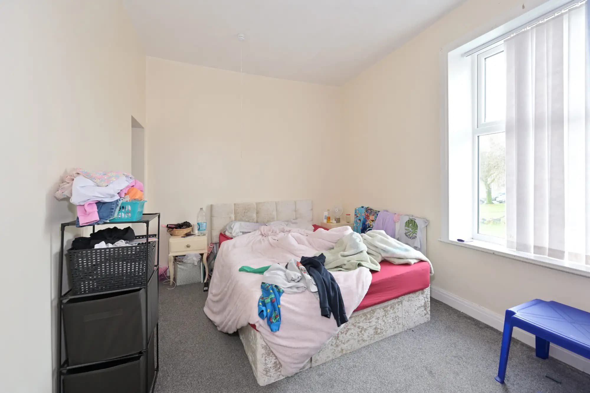 property photo 8 of 19