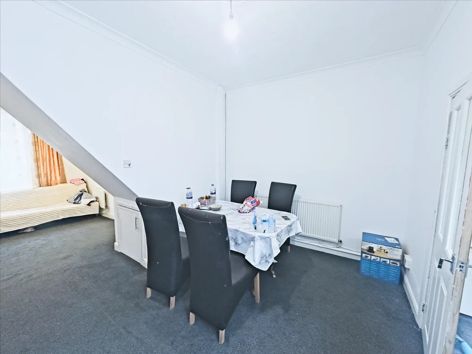 property photo 6 of 24