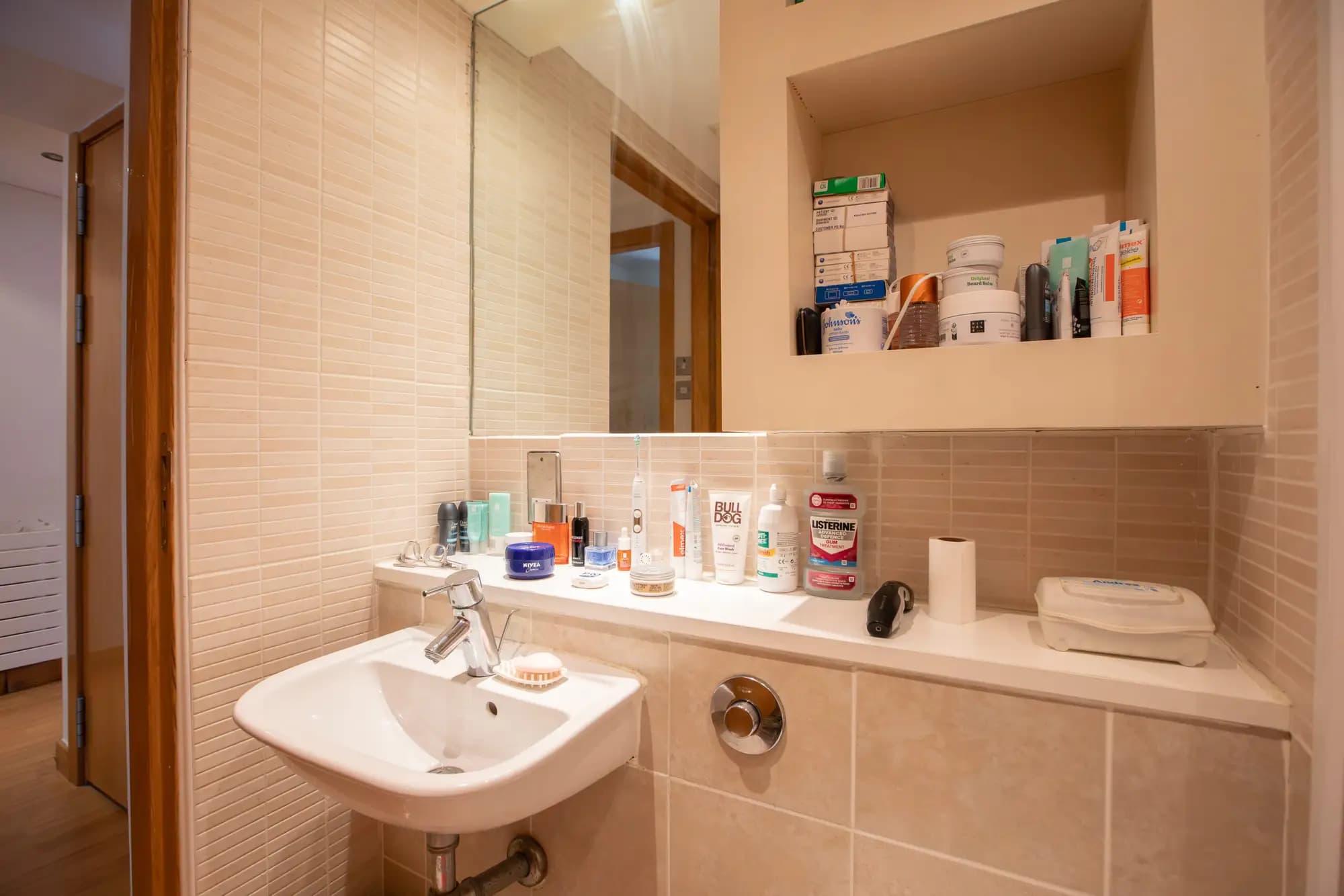 property photo 15 of 32